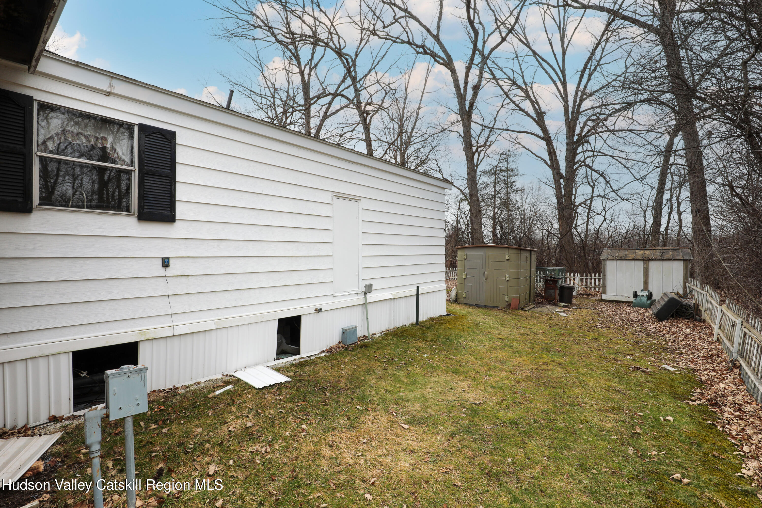 414 Joslen Boulevard 4