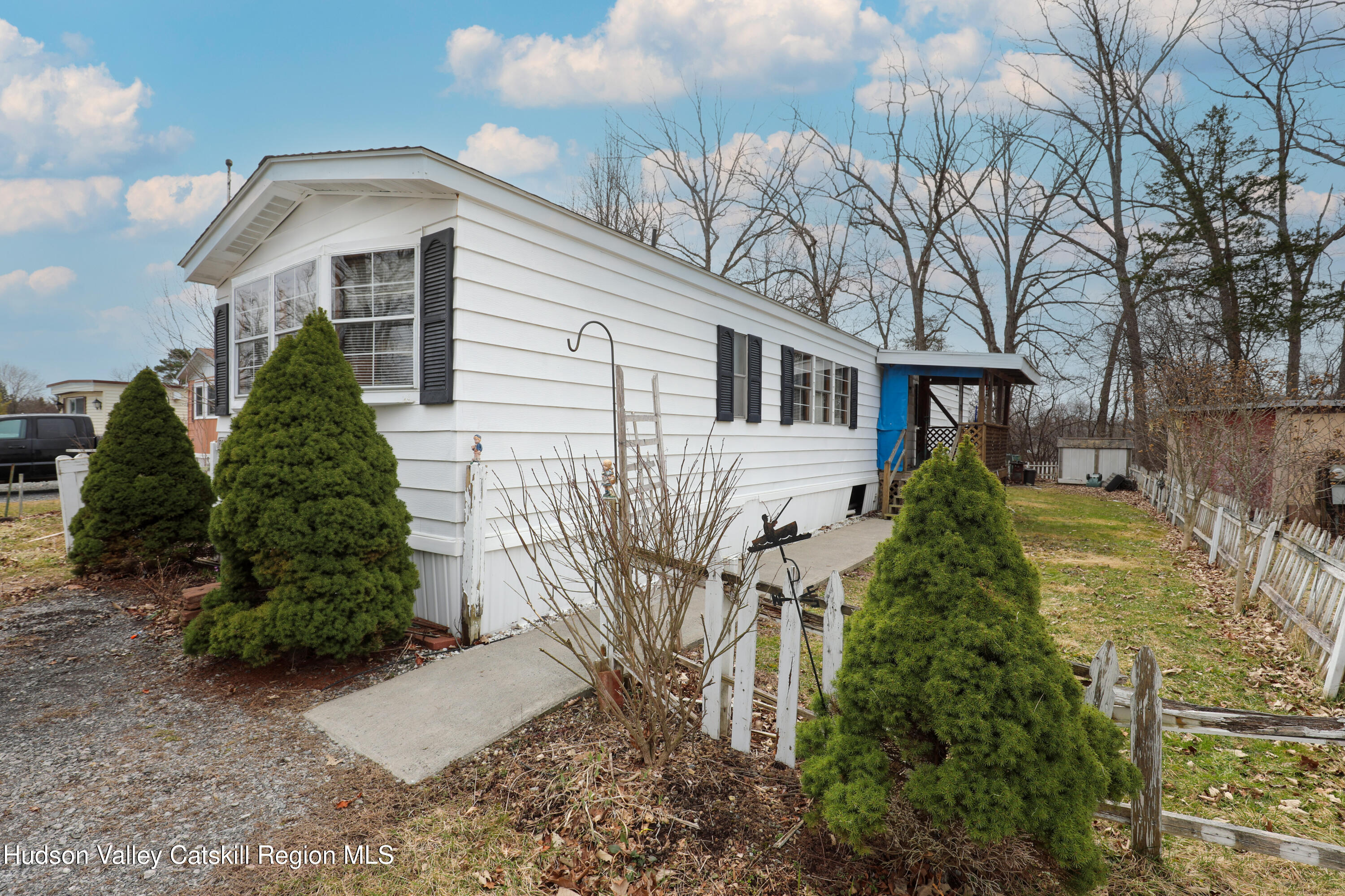 414 Joslen Boulevard 4