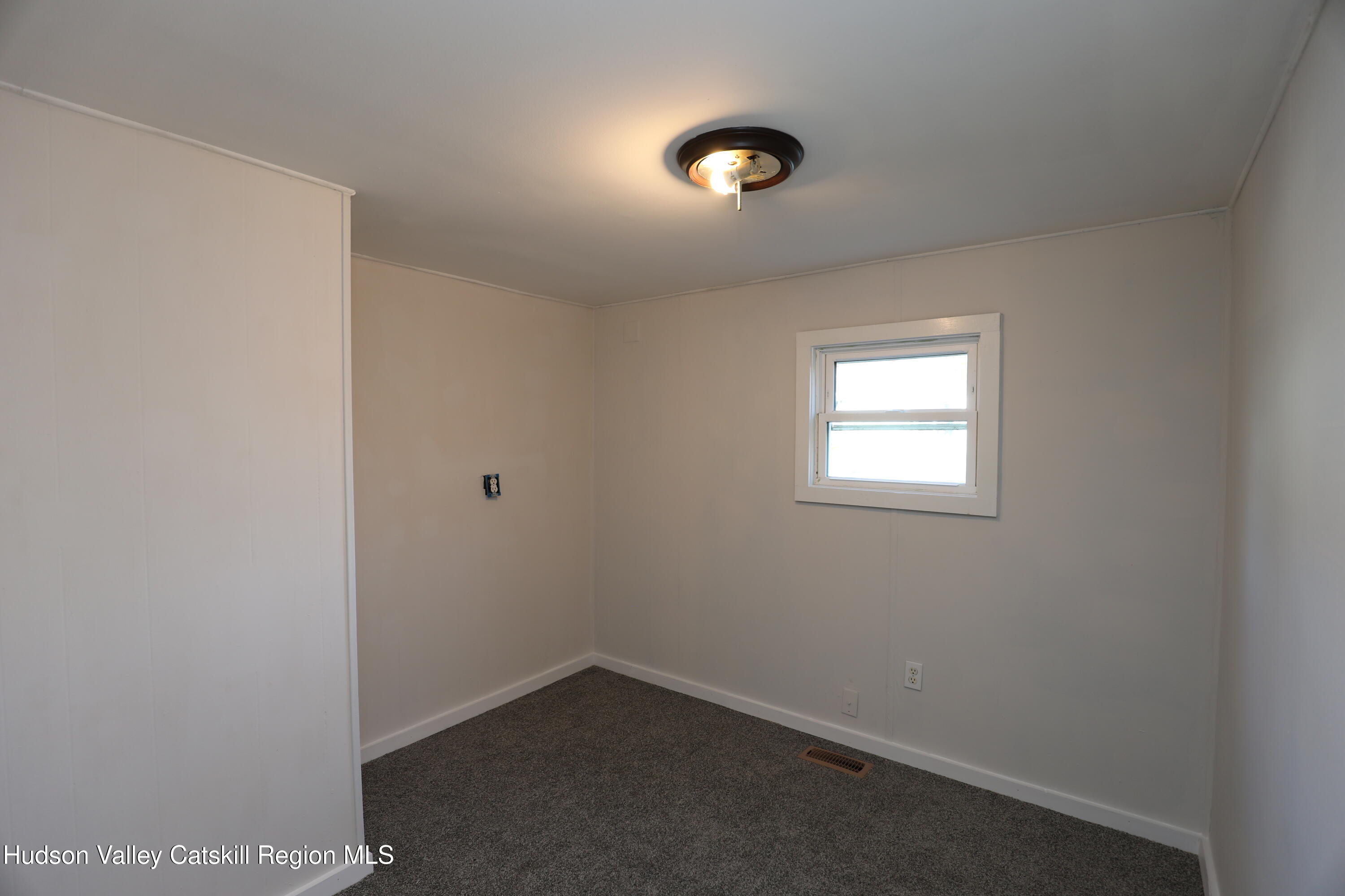 414 Joslen Boulevard 19