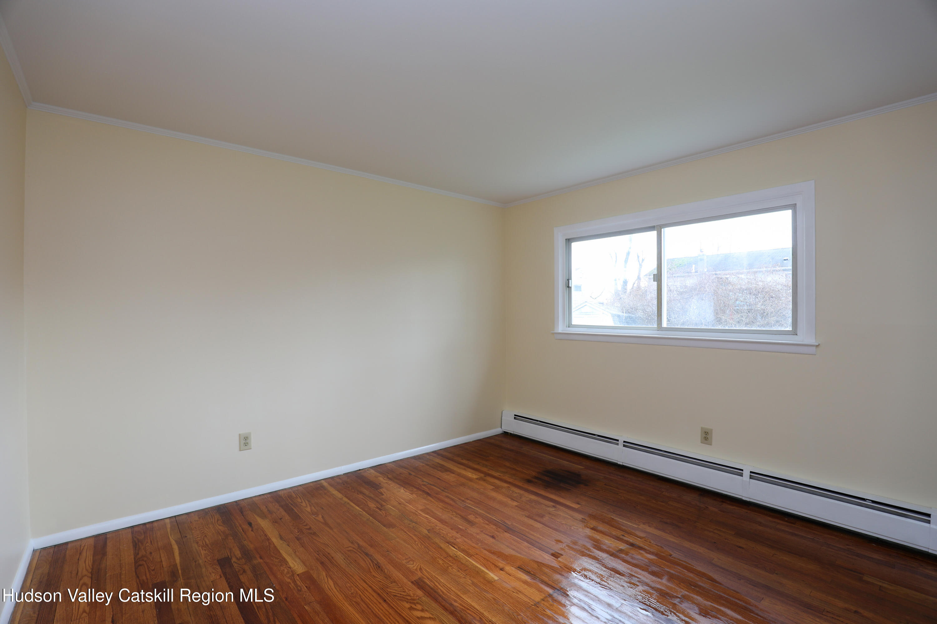 11 Mountain View Avenue