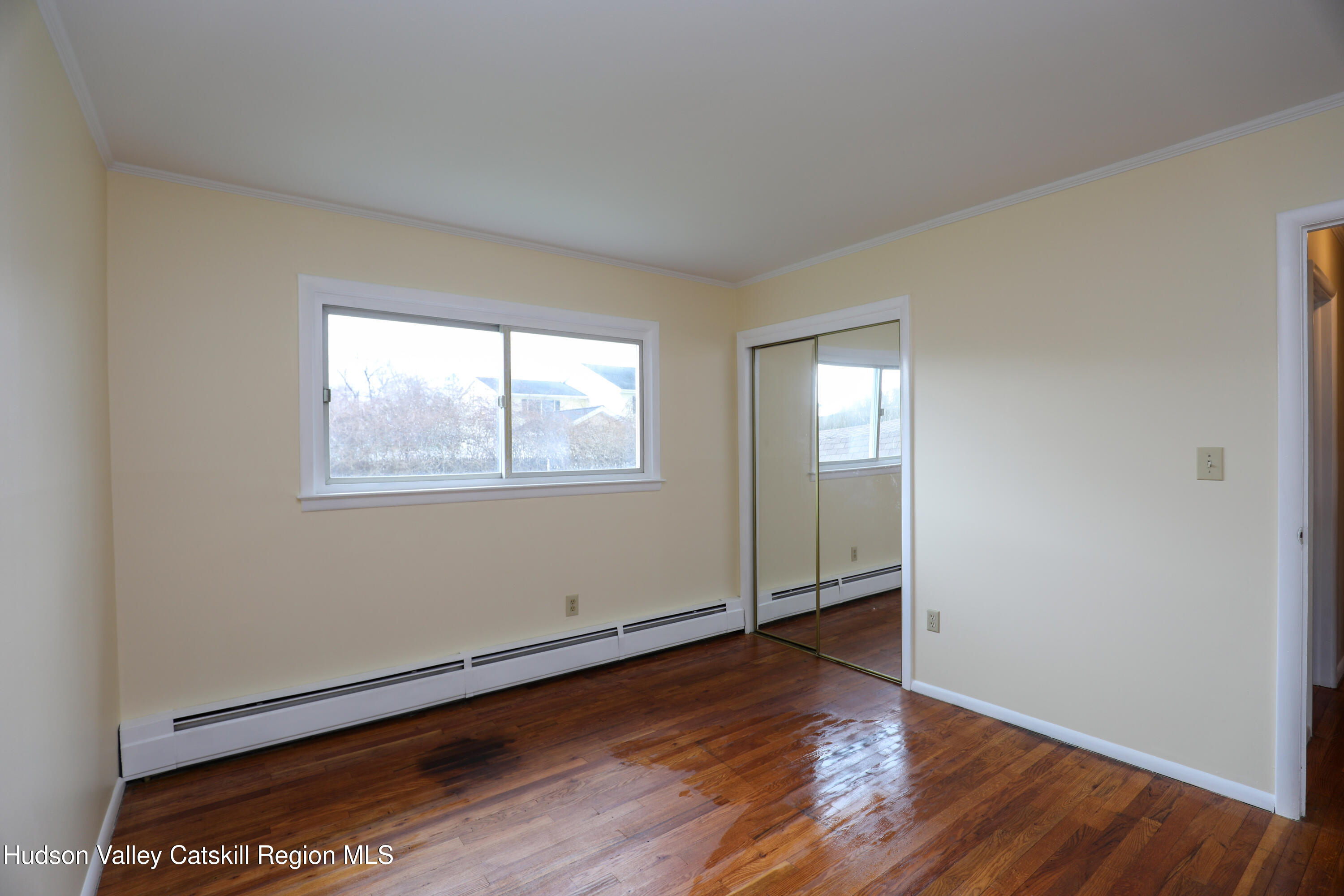 11 Mountain View Avenue