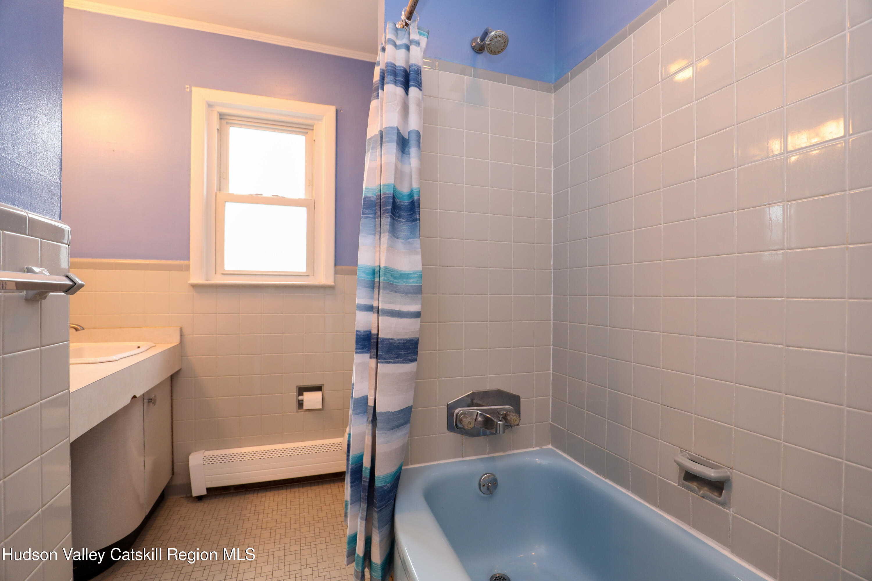 11 Mountain View Avenue