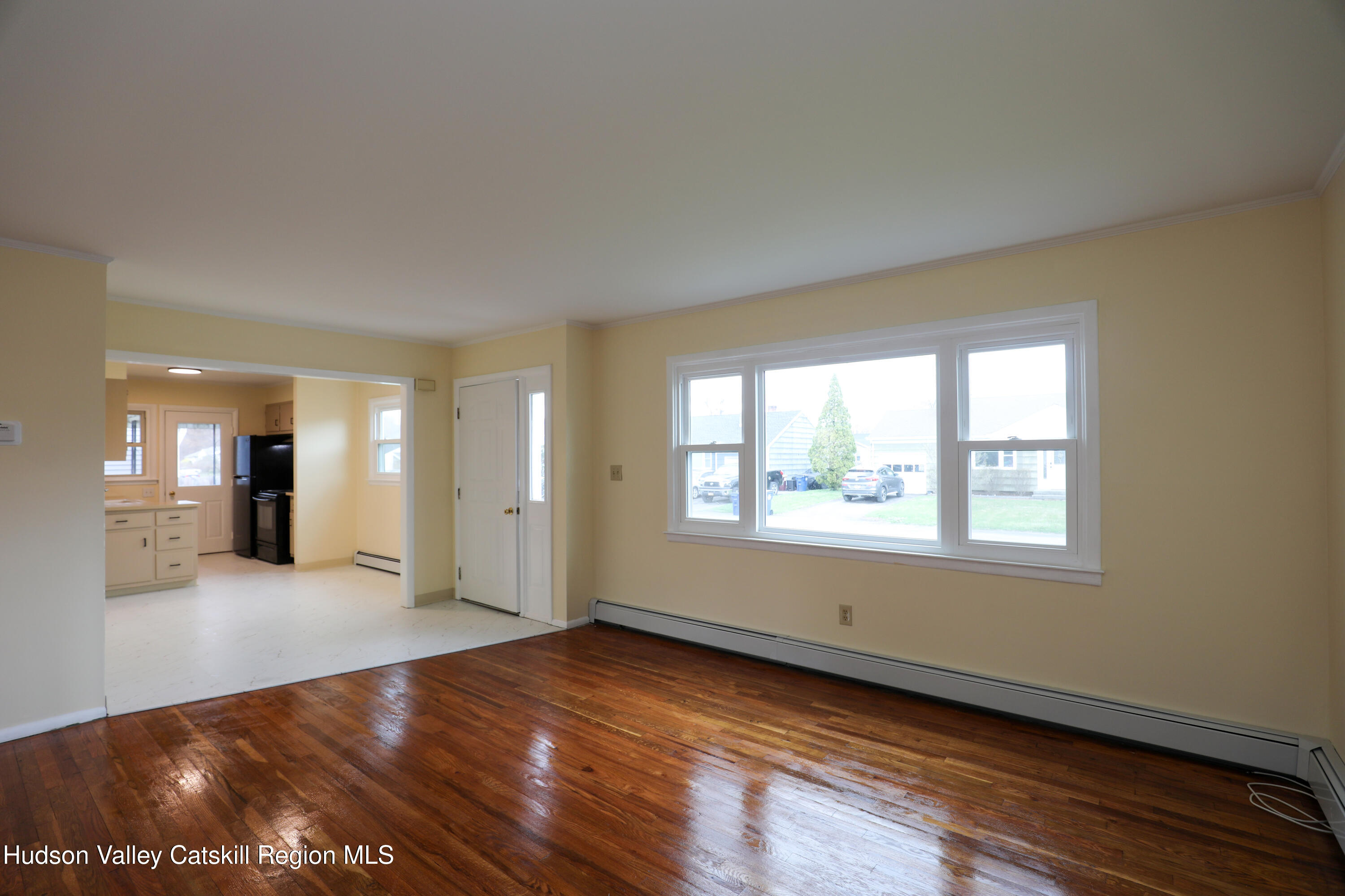 11 Mountain View Avenue