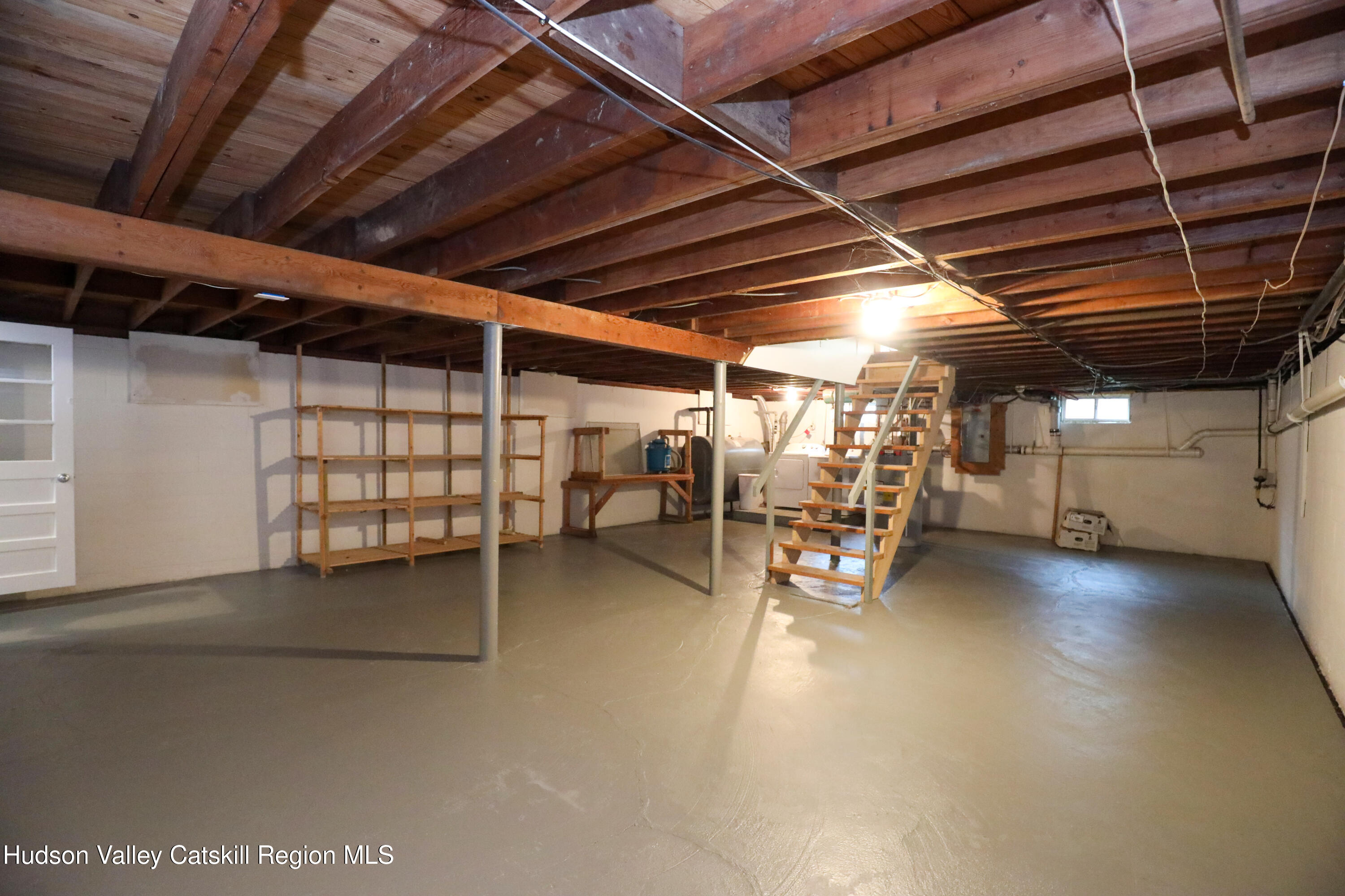 11 Mountain View Avenue