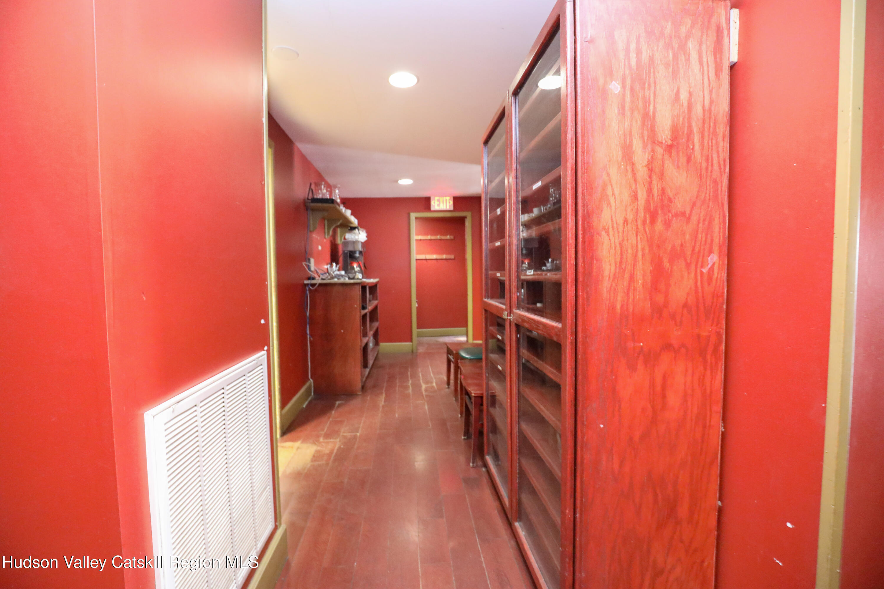44 N Front Street
