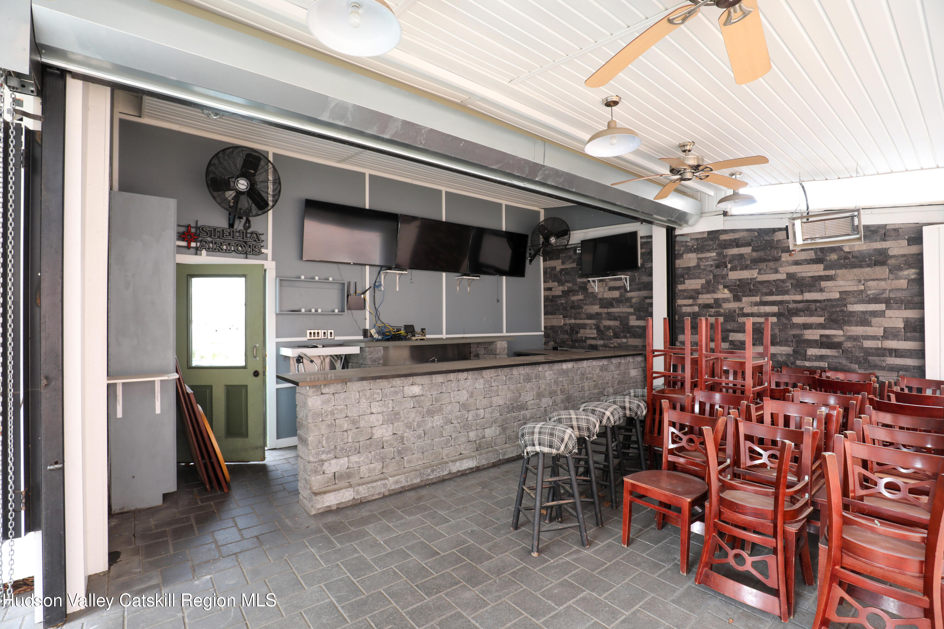 44 N Front Street