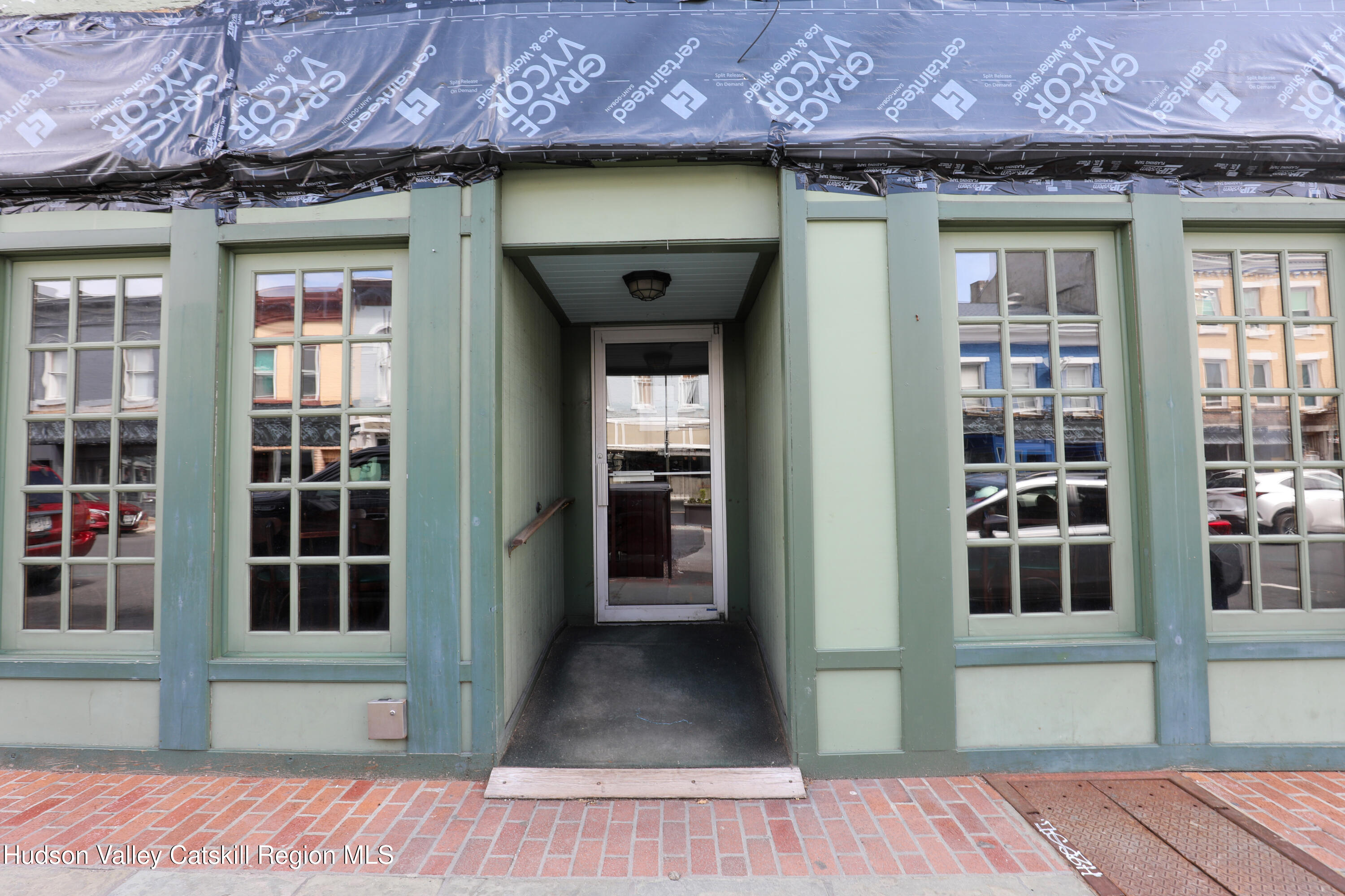 44 N Front Street