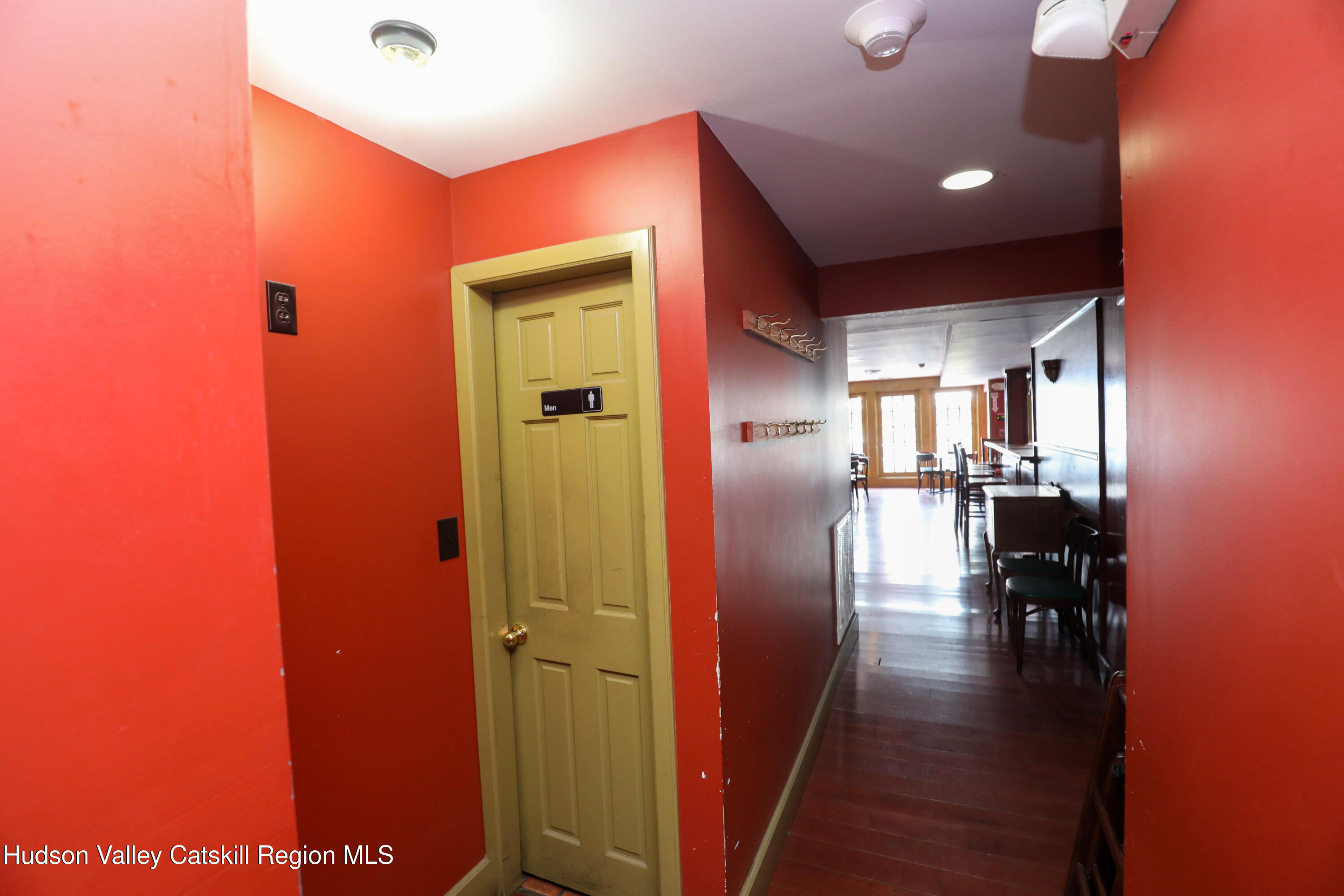 44 N Front Street