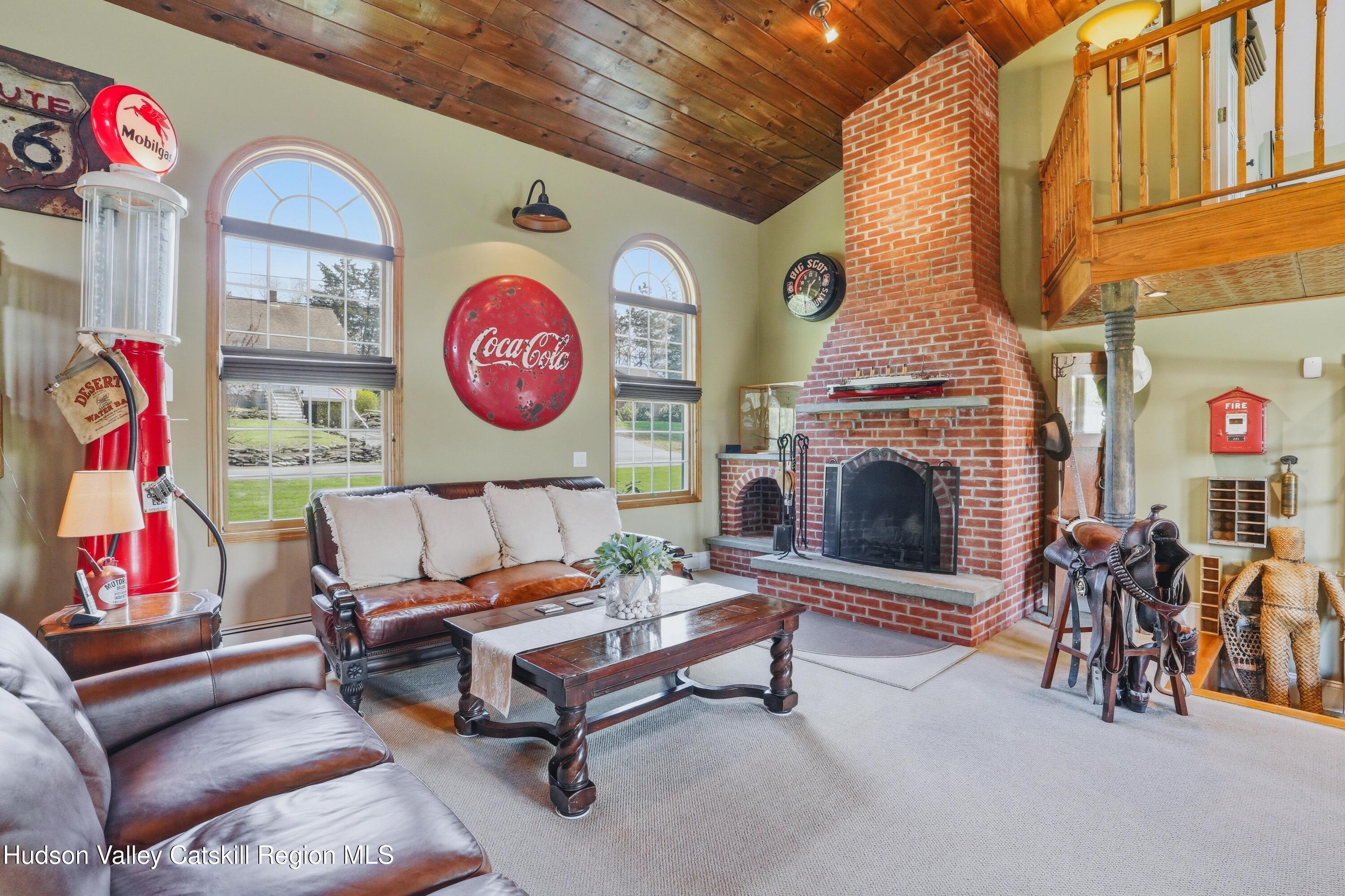 496 Mountain View Avenue