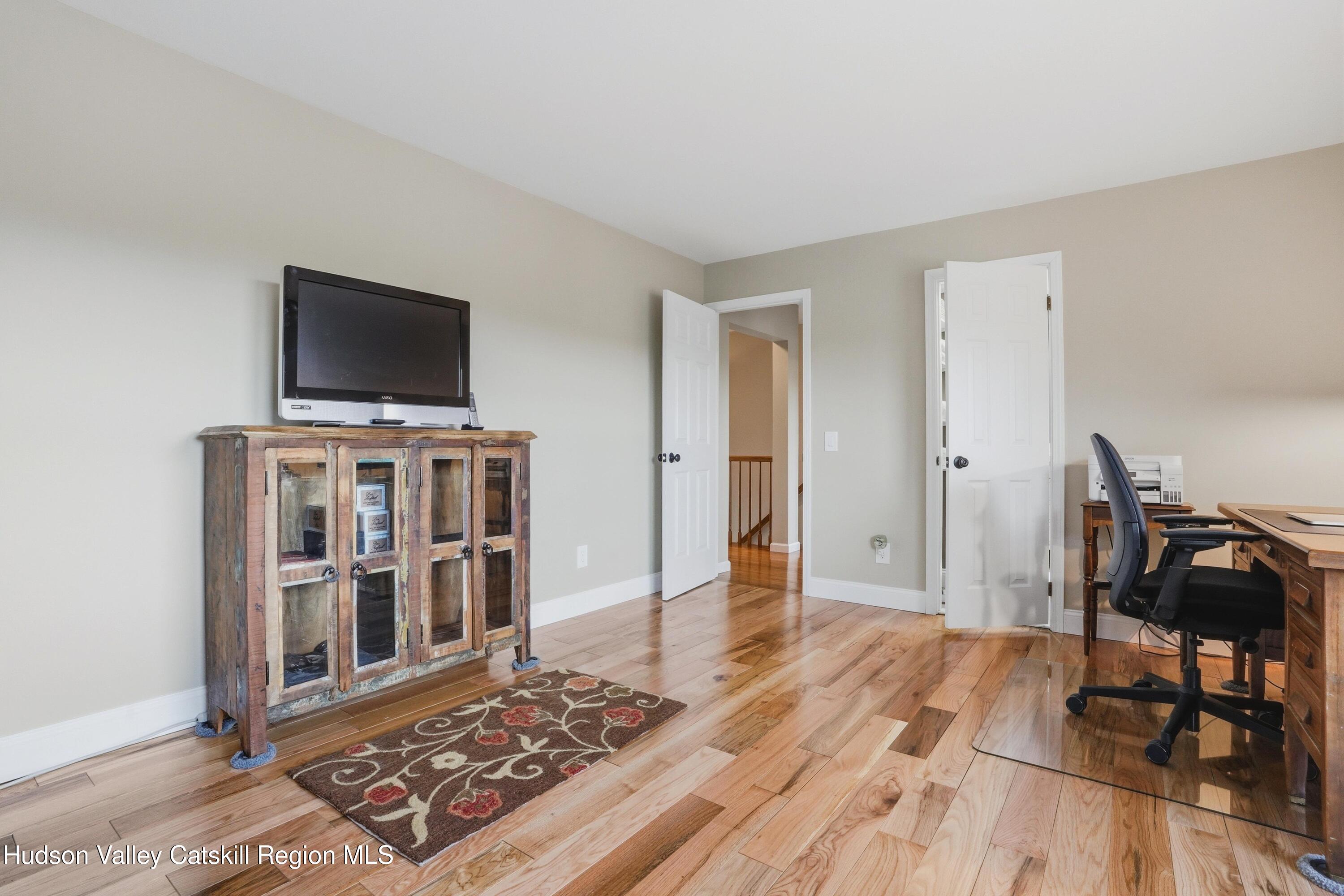 496 Mountain View Avenue