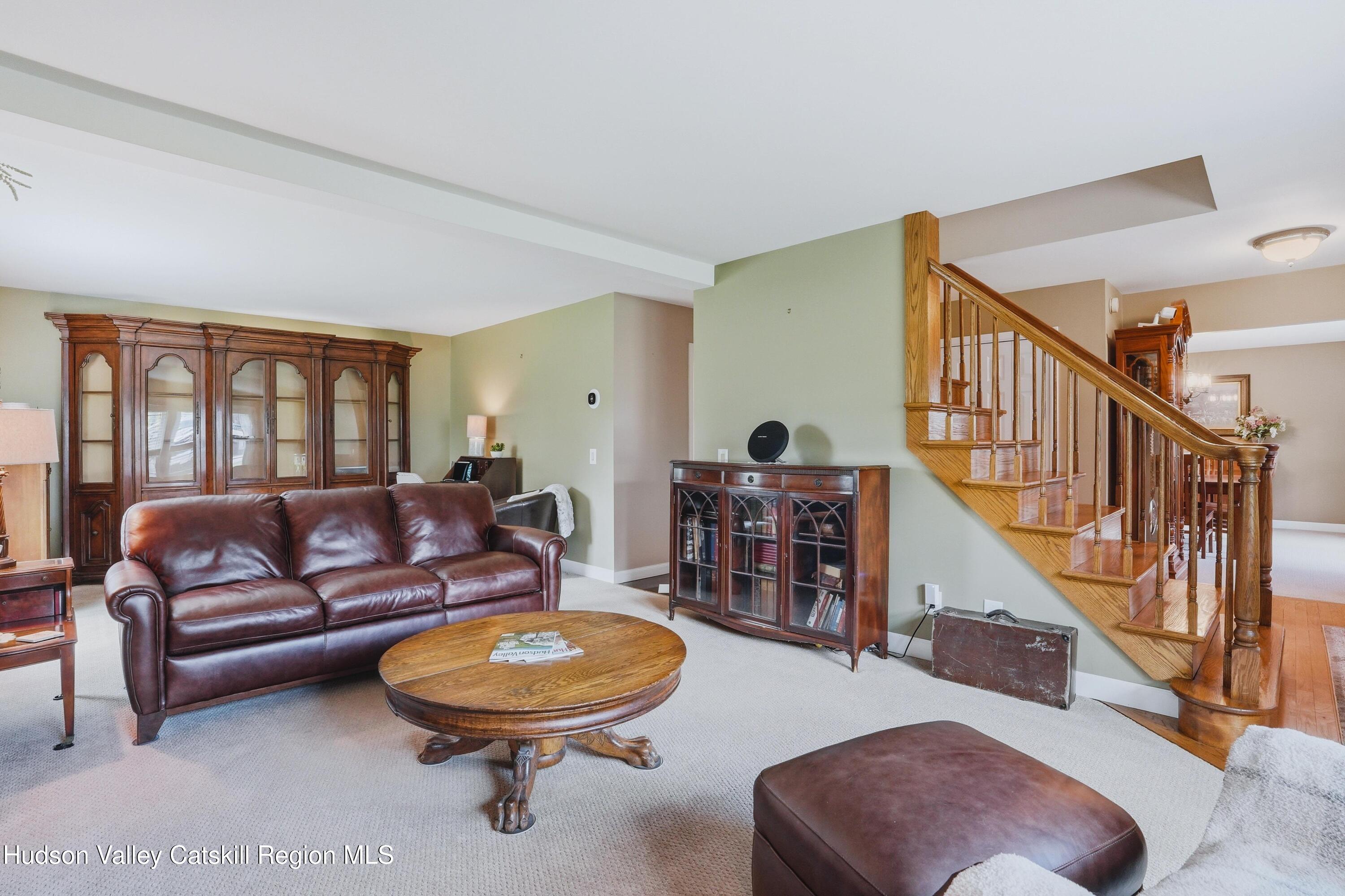 496 Mountain View Avenue