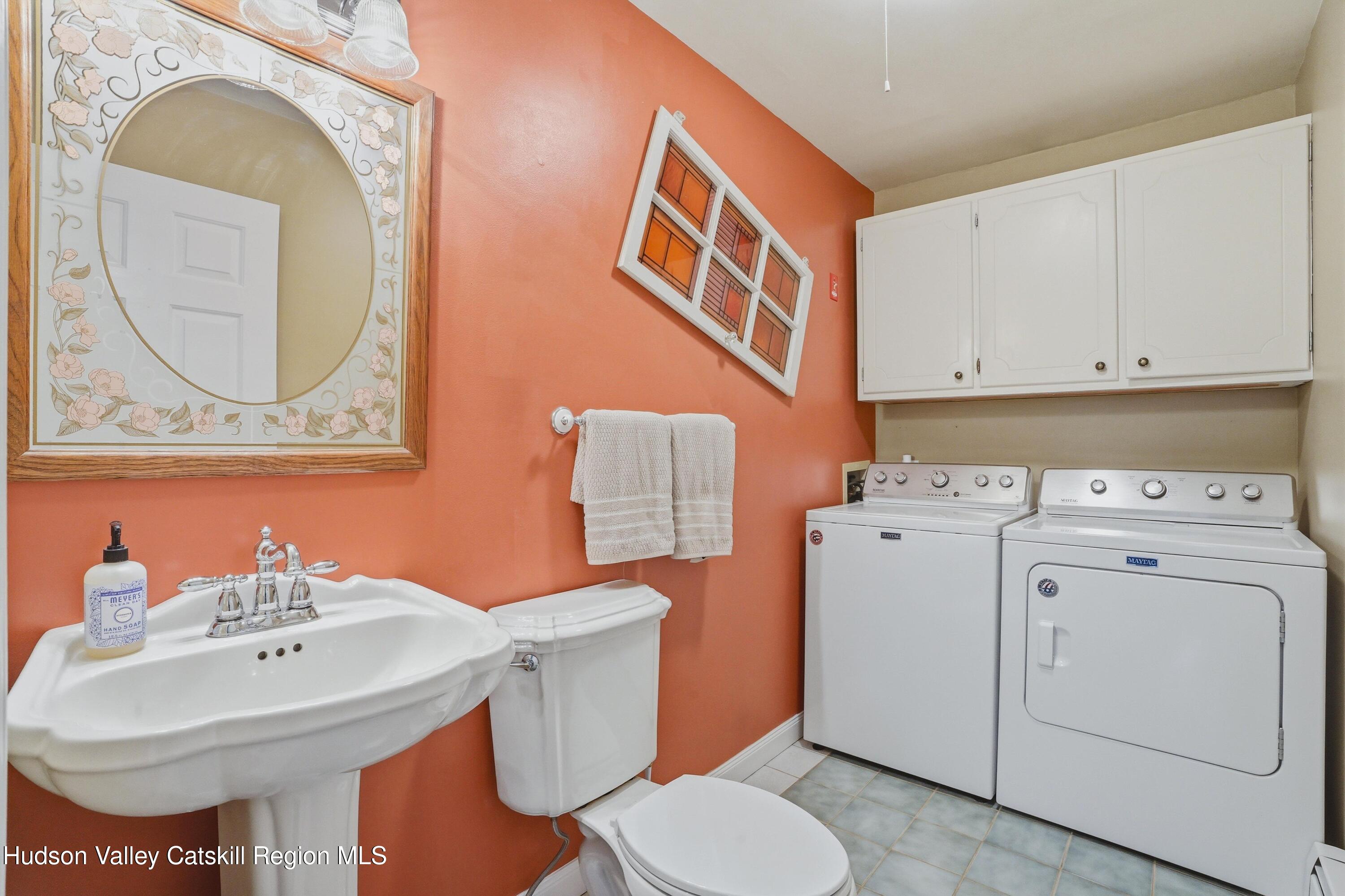 496 Mountain View Avenue