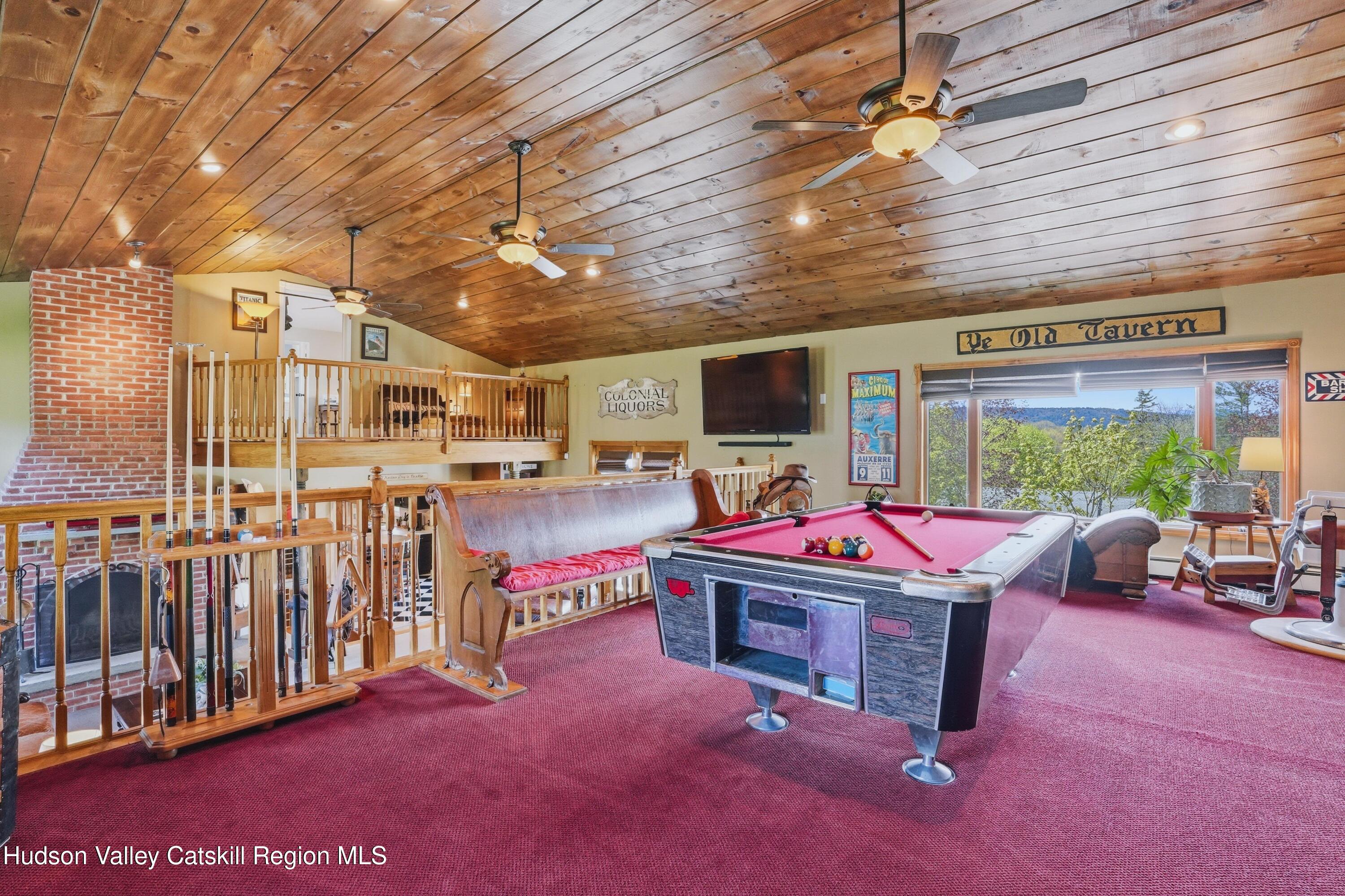 496 Mountain View Avenue