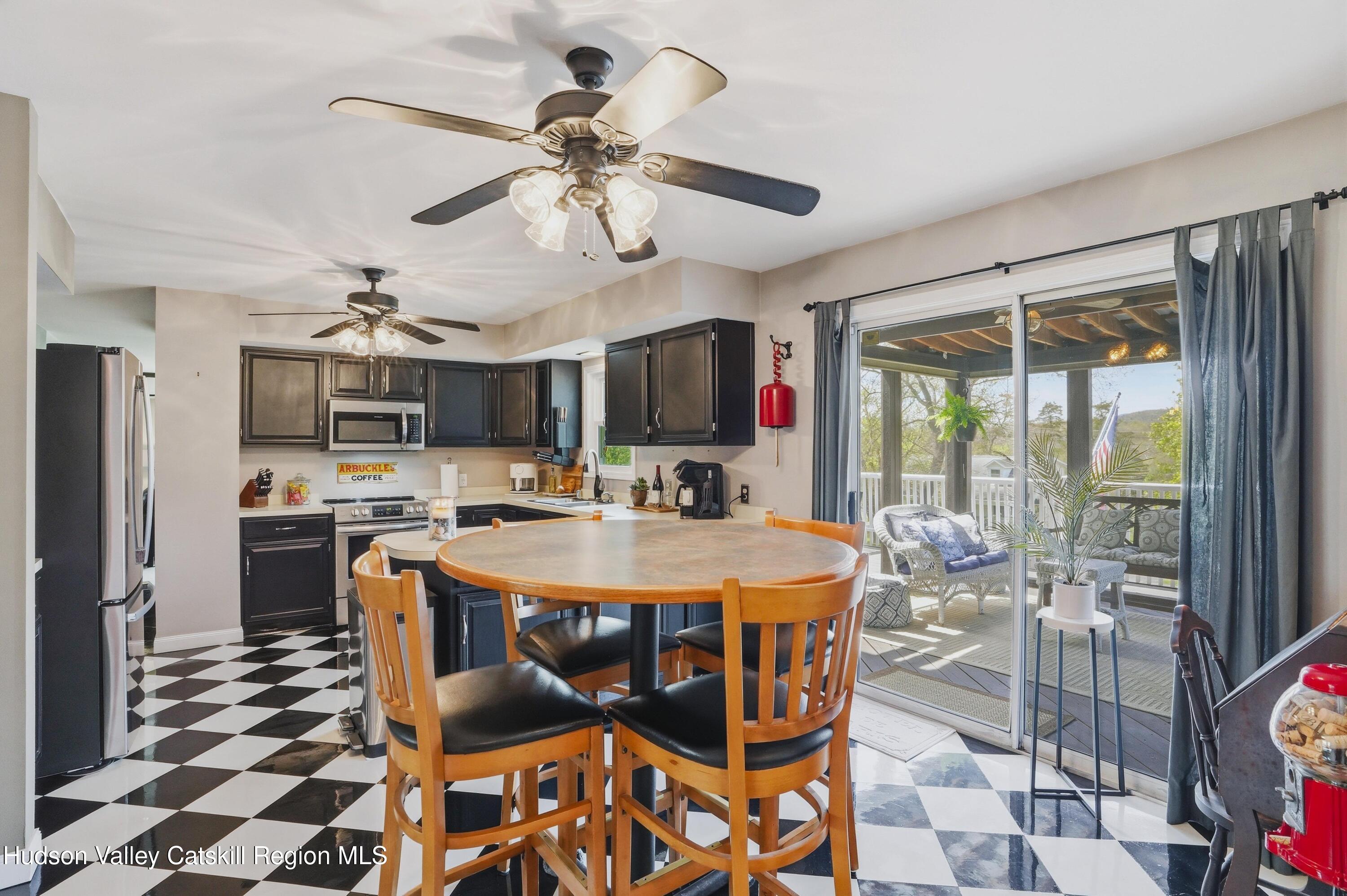 496 Mountain View Avenue