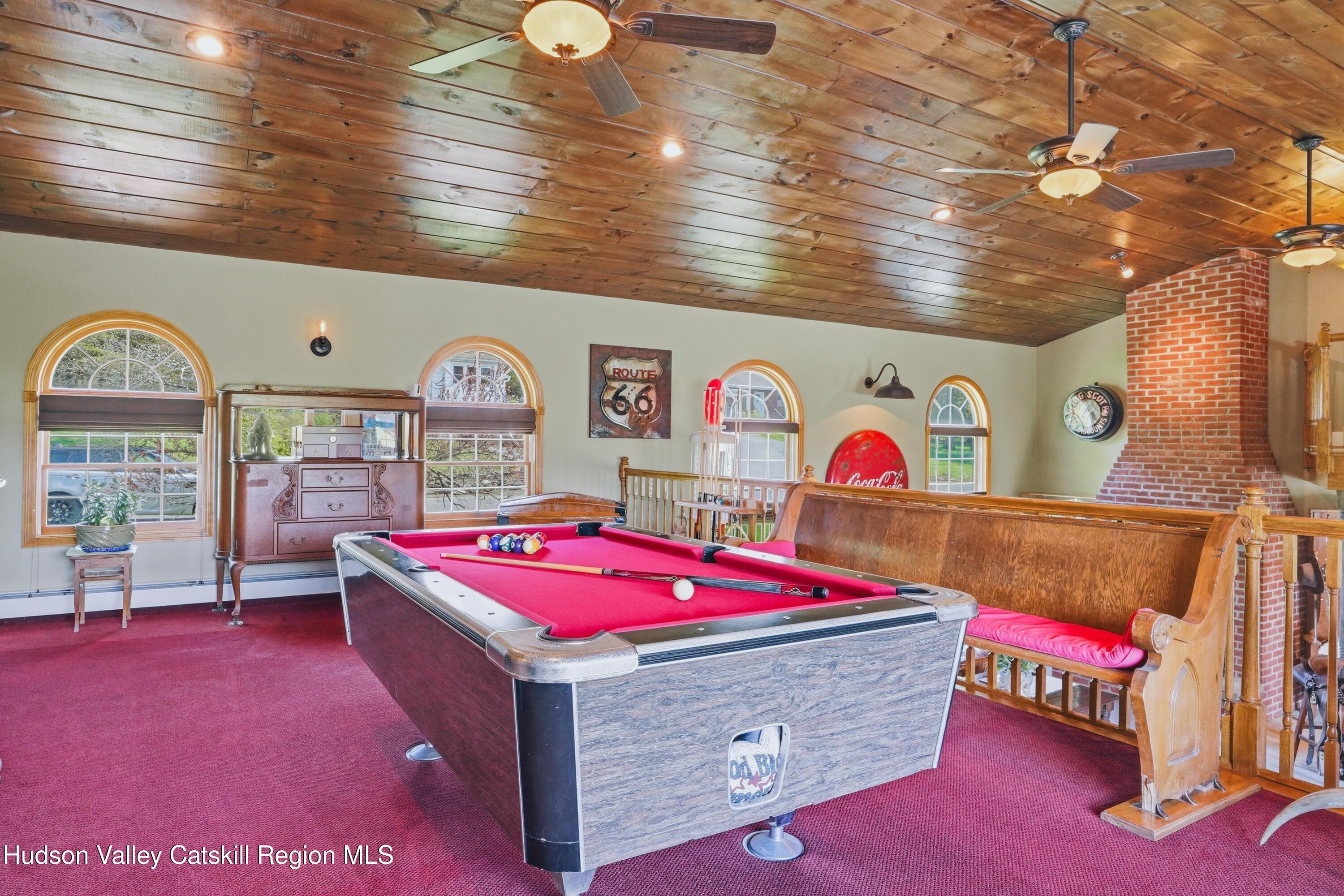 496 Mountain View Avenue