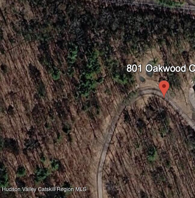 801 Oakwood Circle