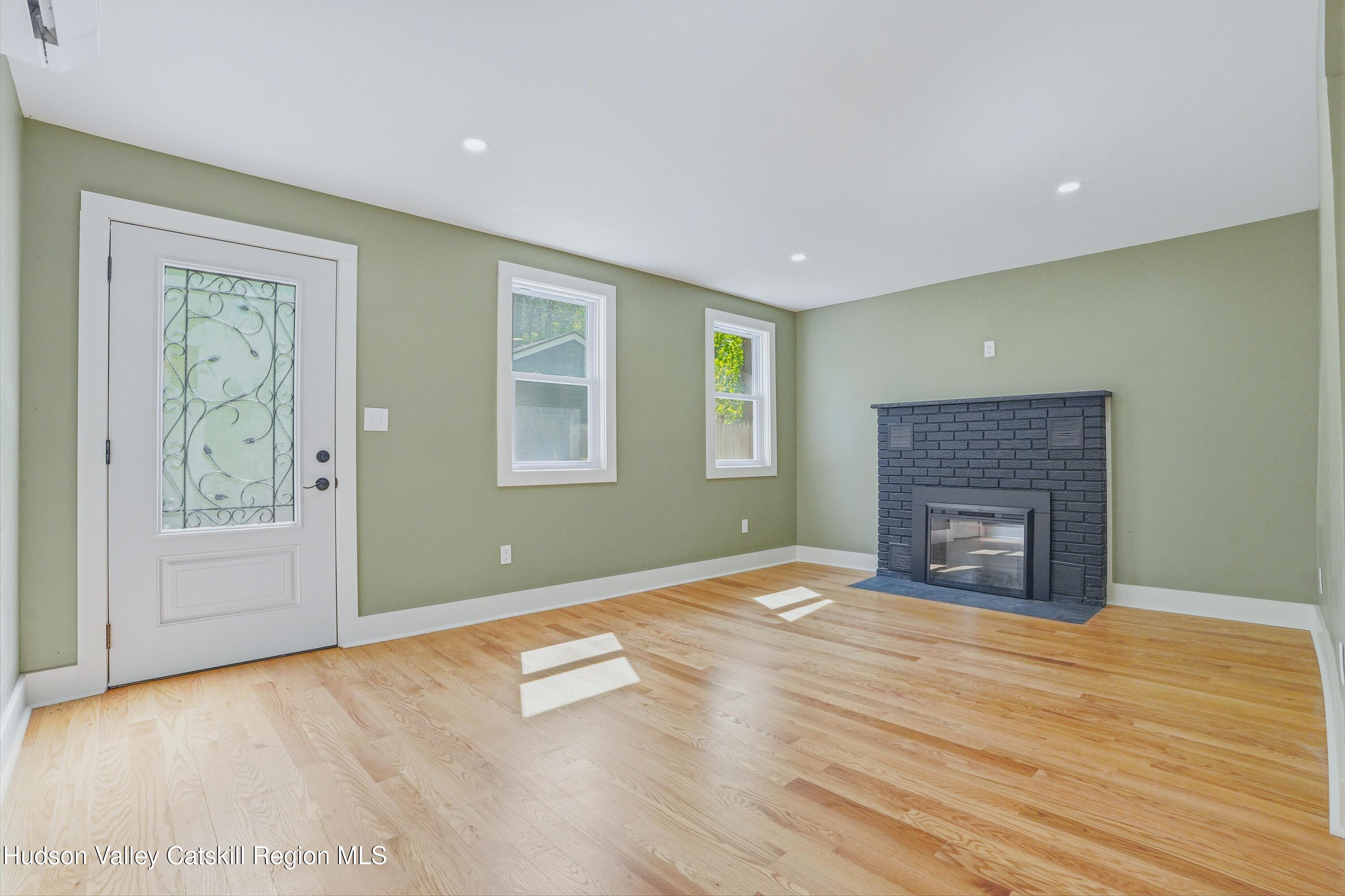 310 Glenerie Boulevard