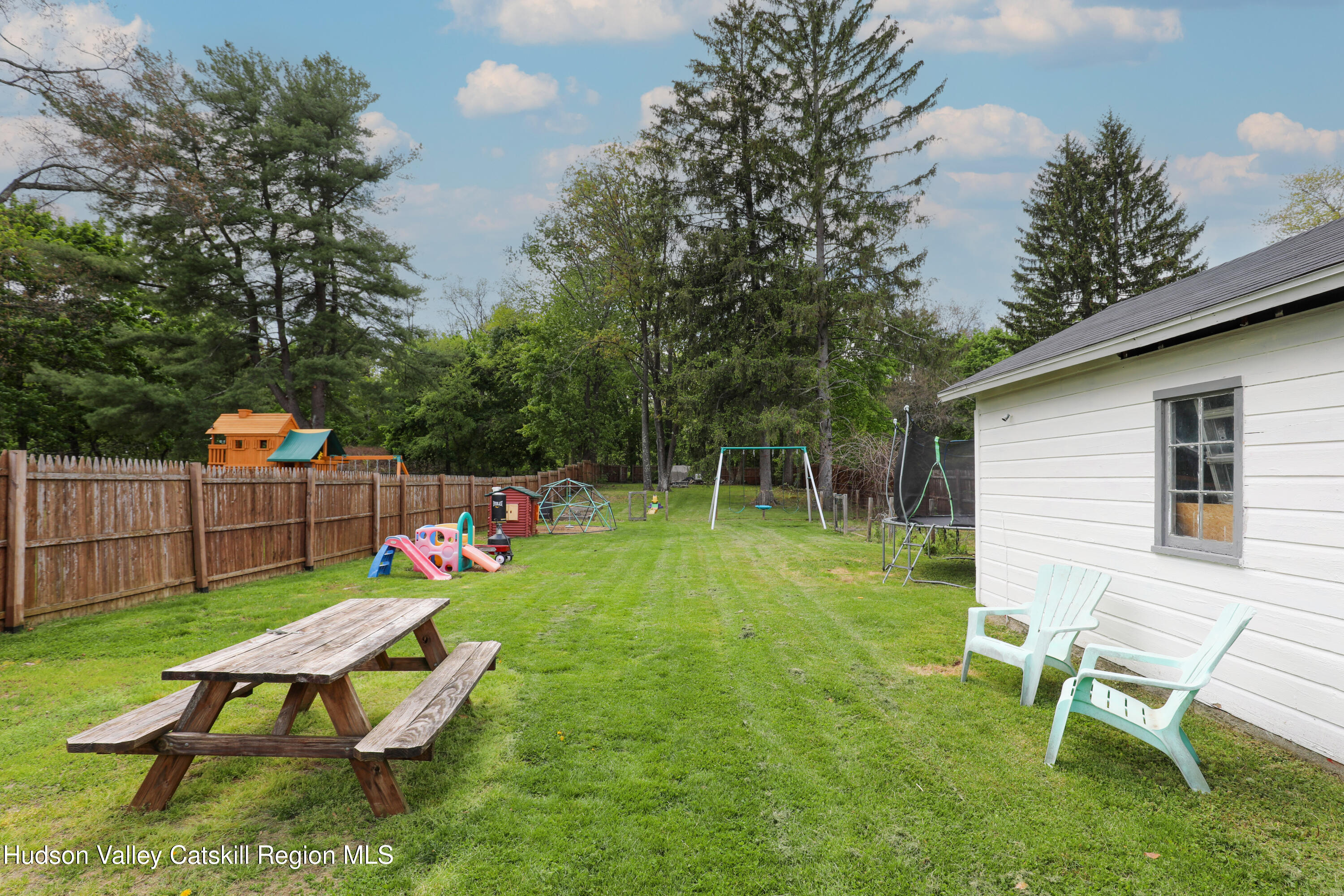 52 Phillips Avenue