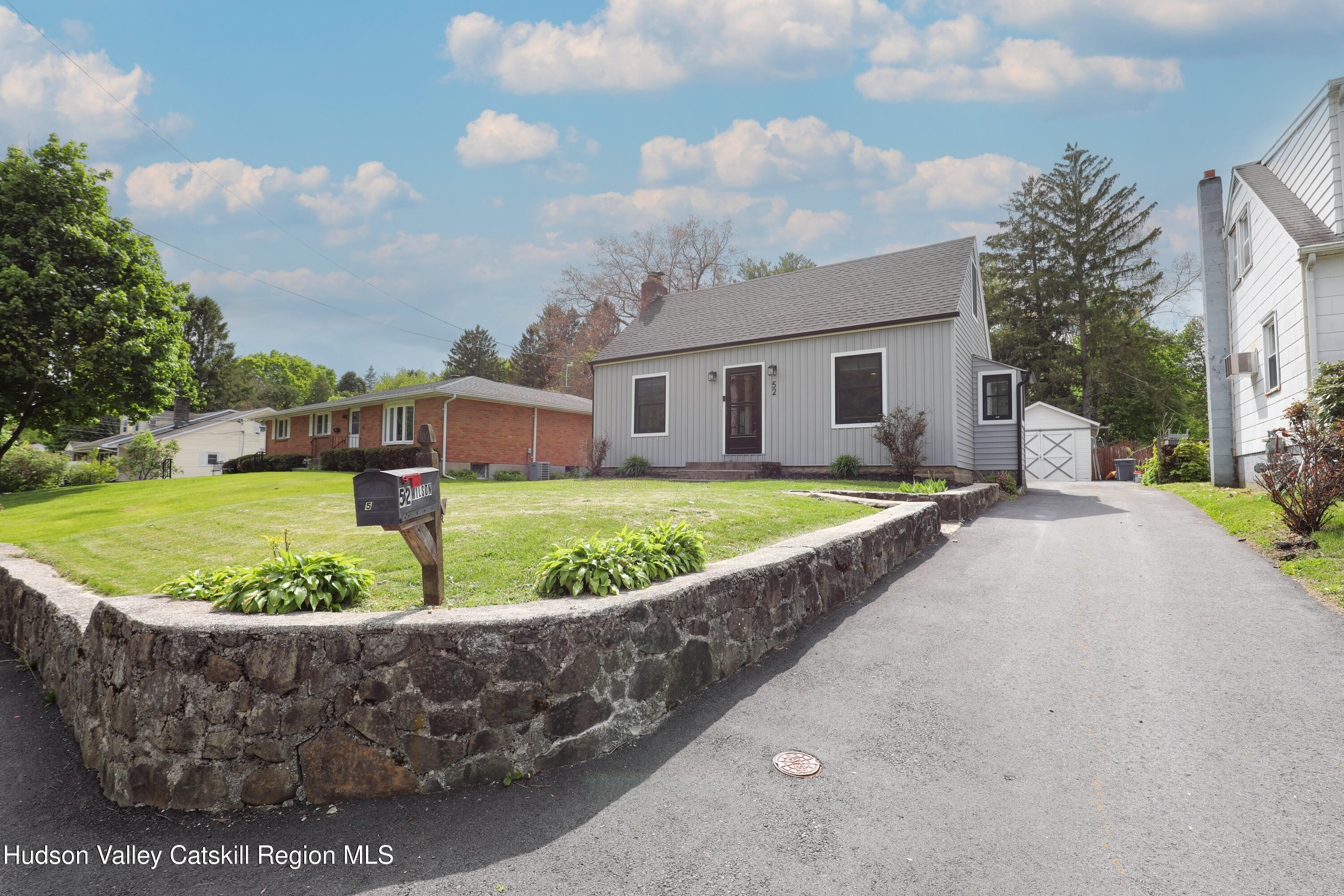 52 Phillips Avenue