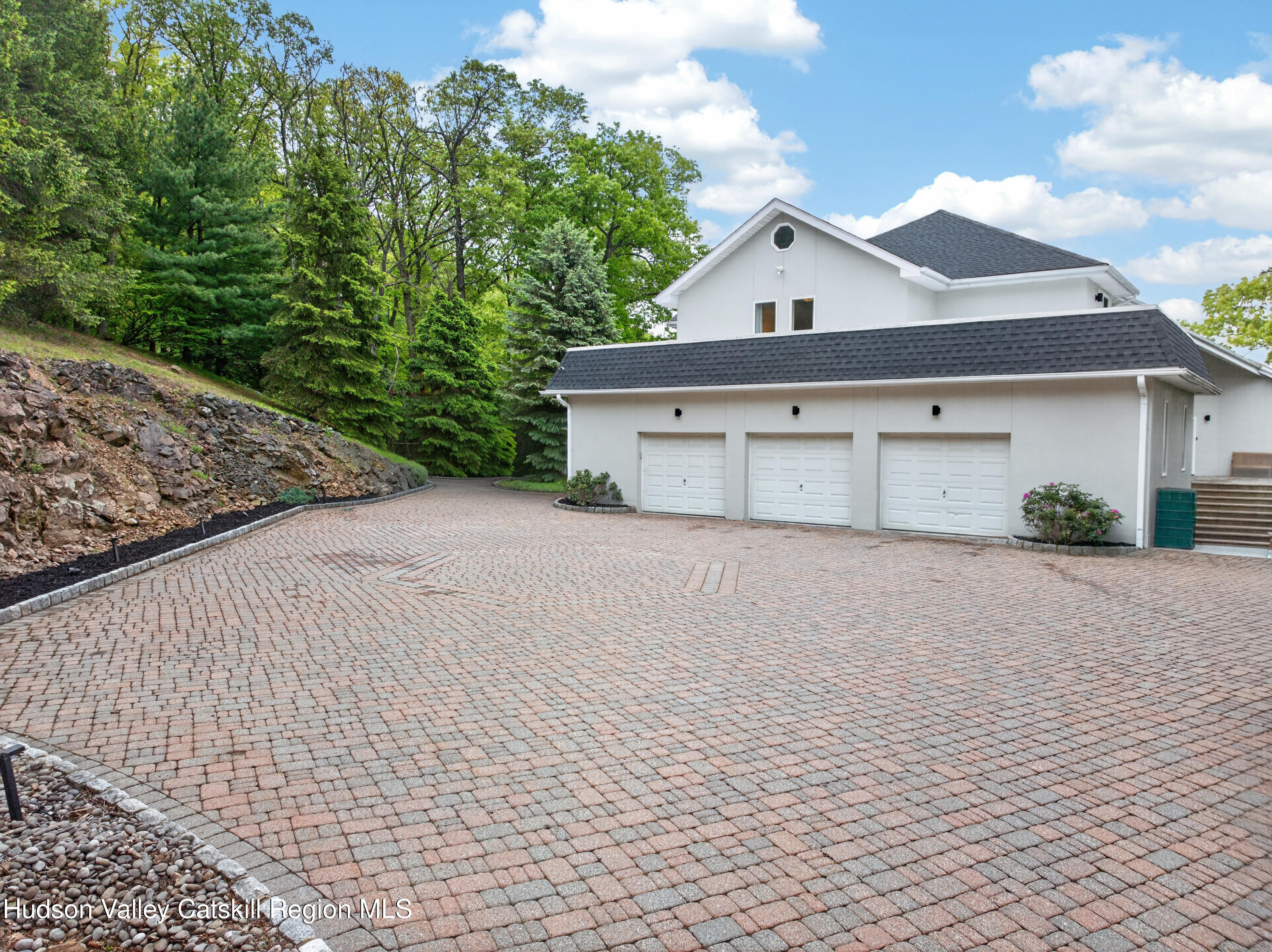 12 Parks Wood Drive