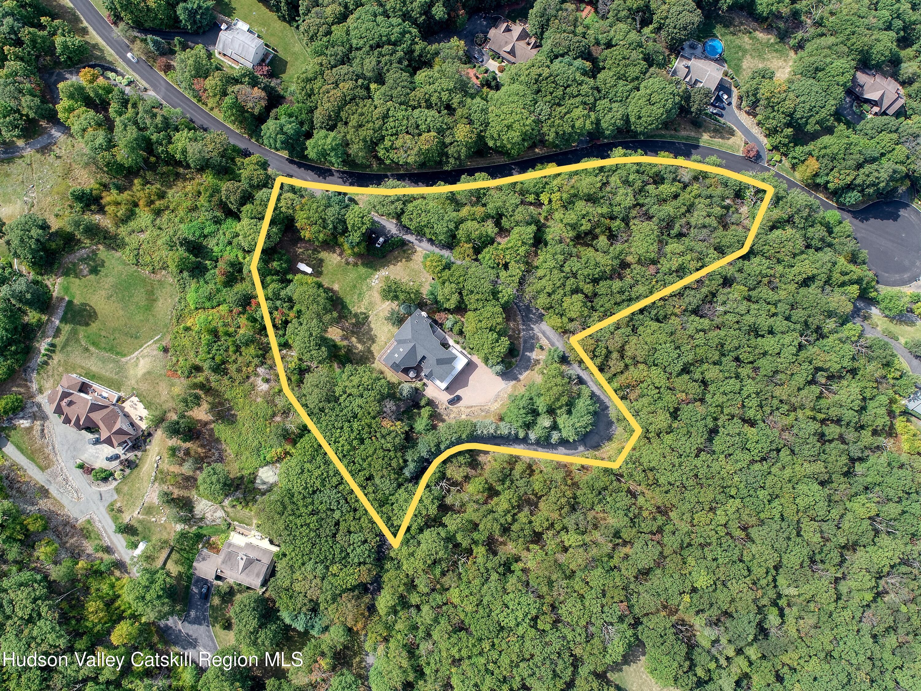 12 Parks Wood Drive