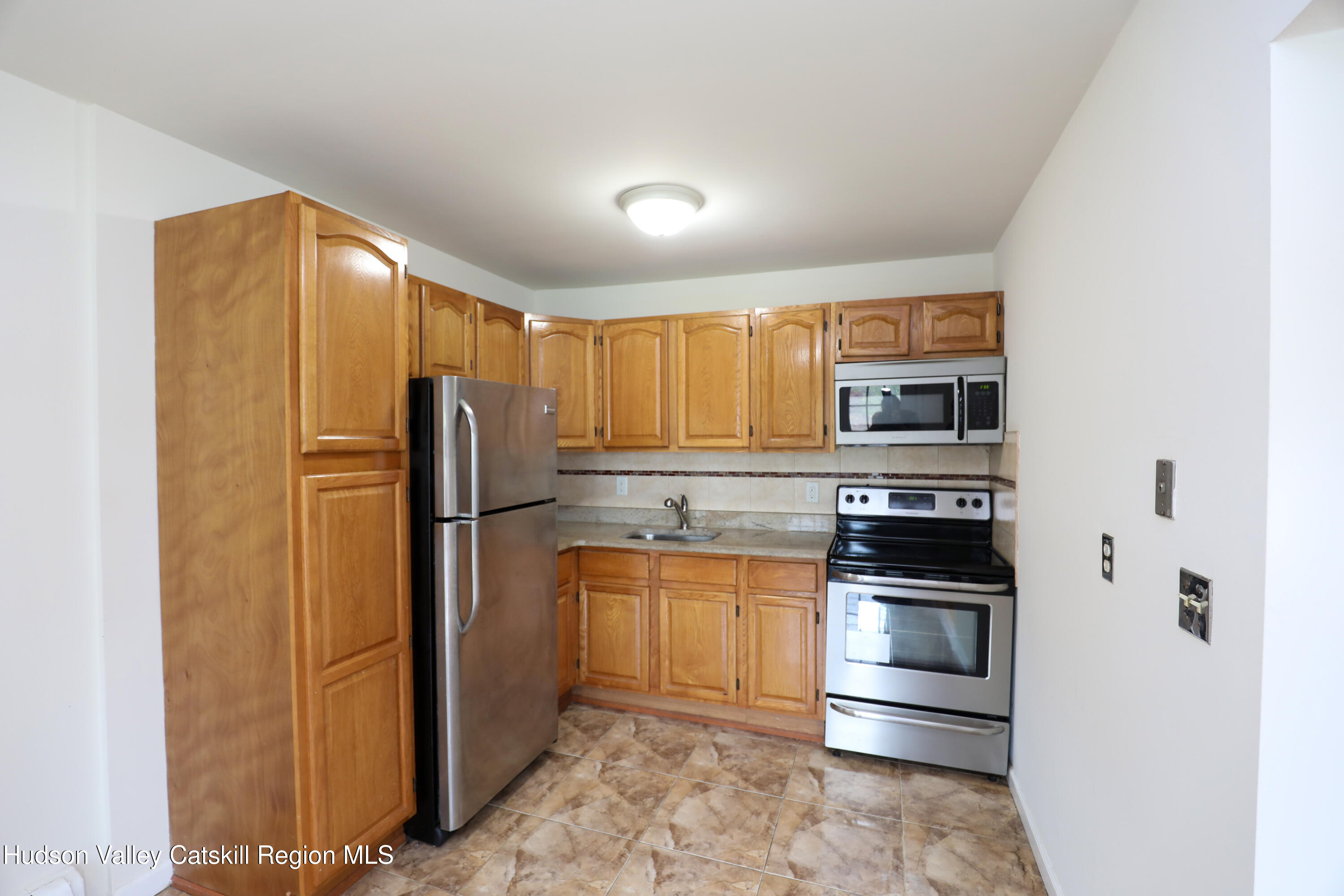 30 Lamb Avenue 5c