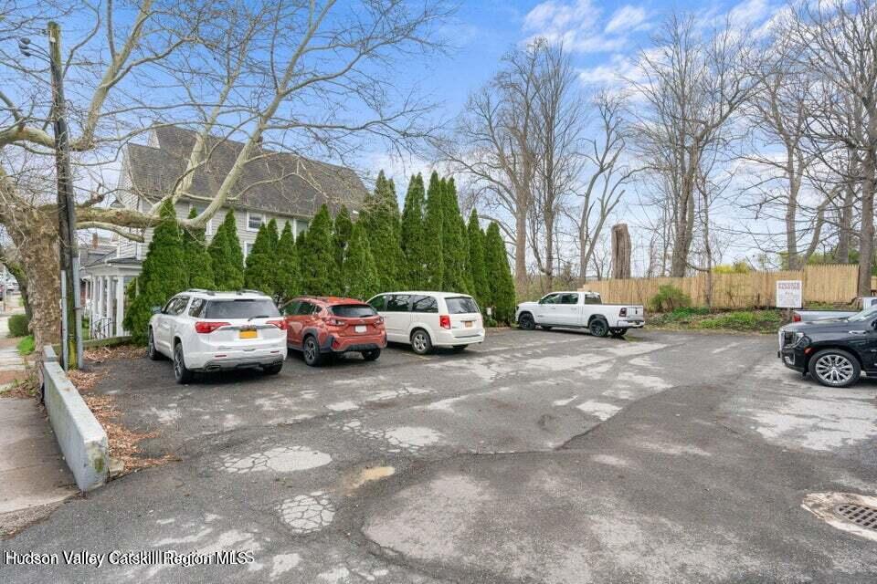 159 Green Street 23