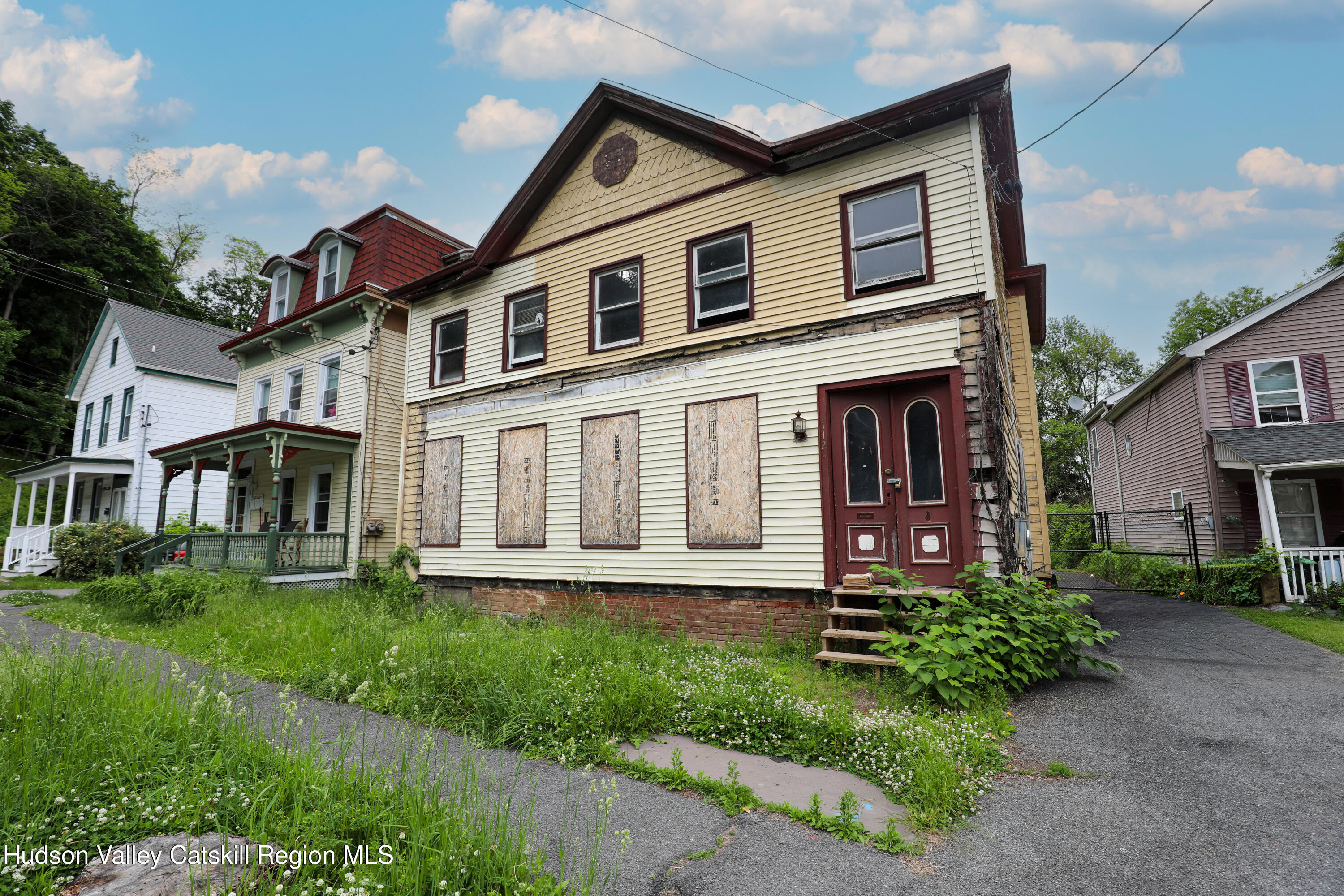 112 Hone Street