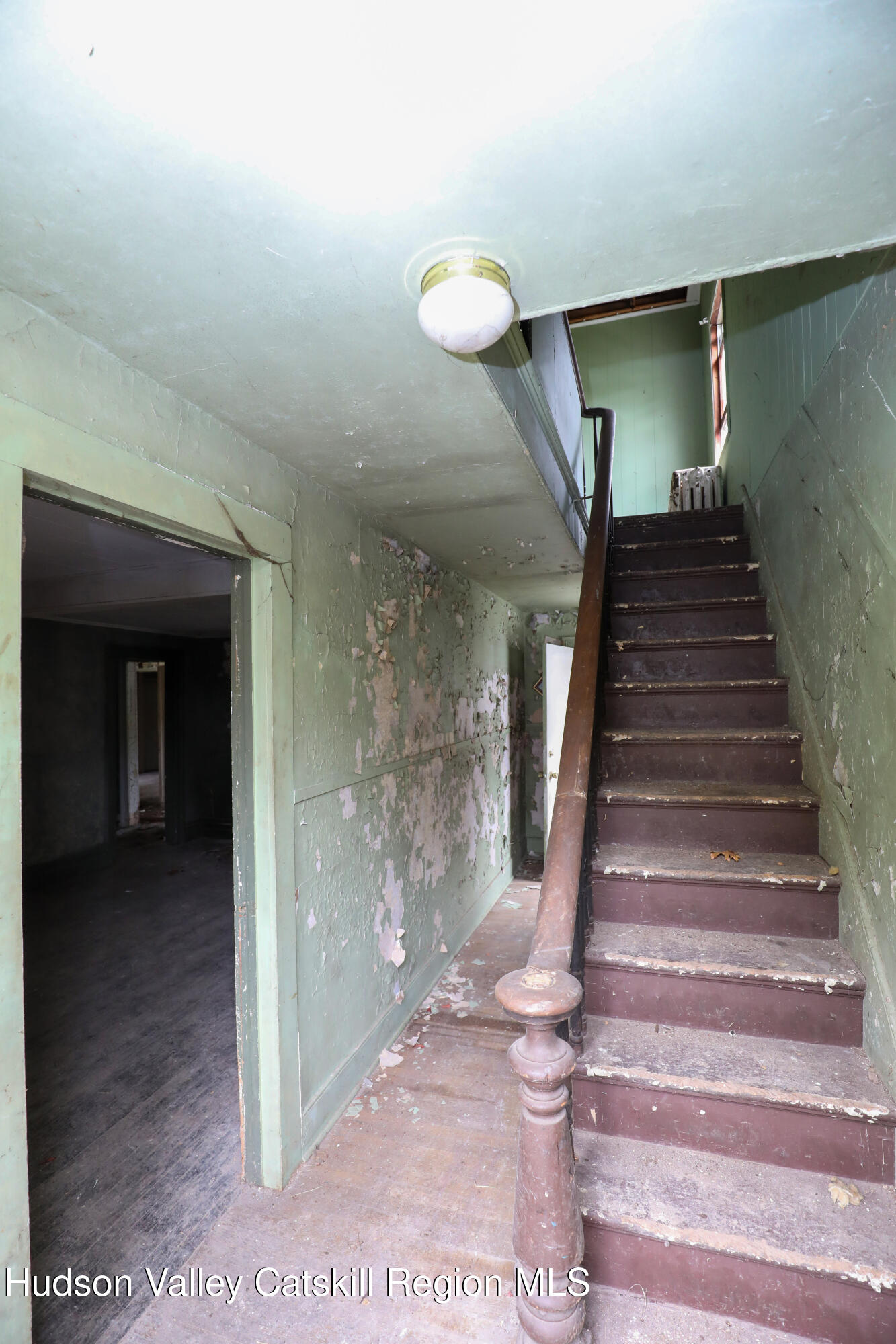 112 Hone Street