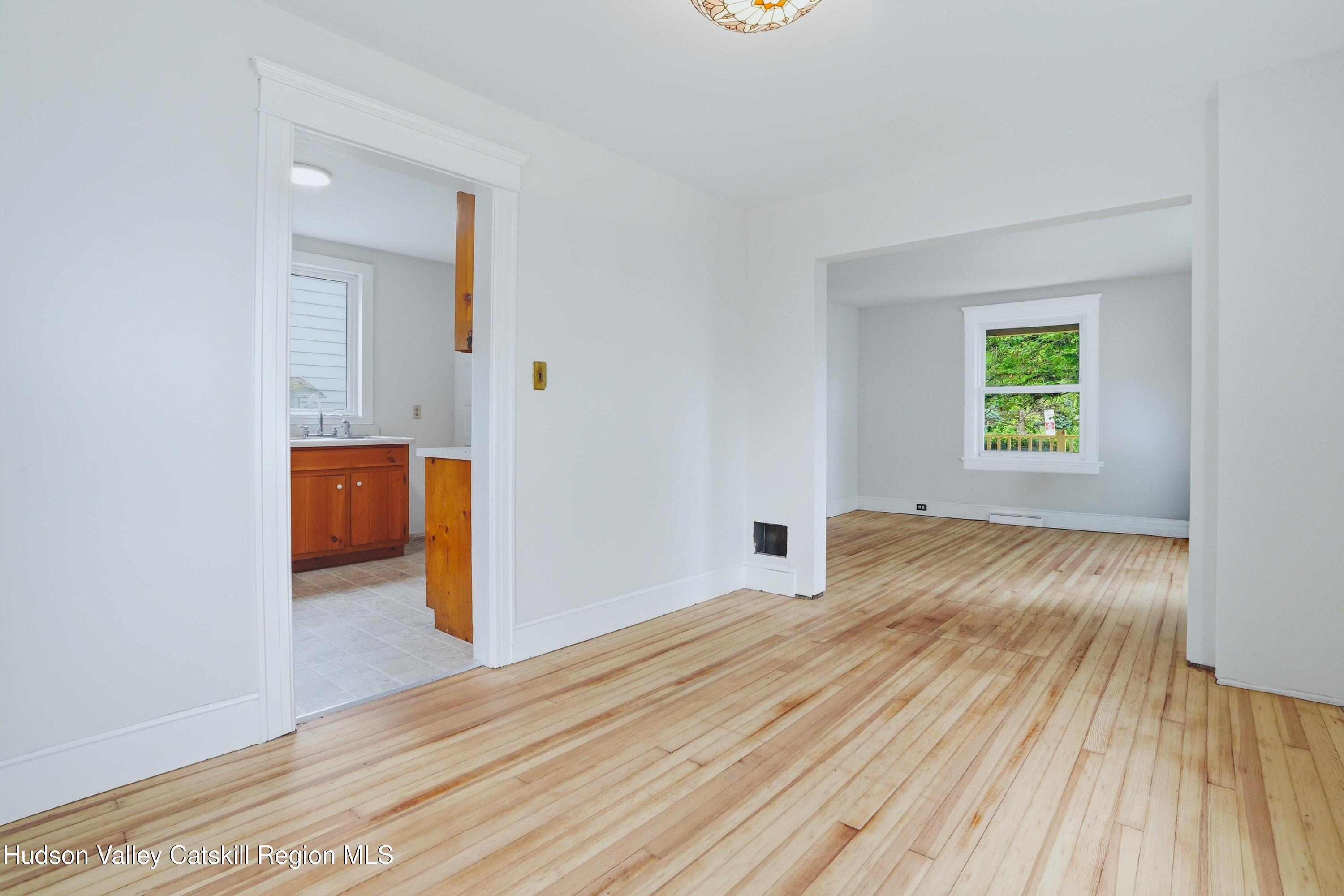 122 Andrew Street