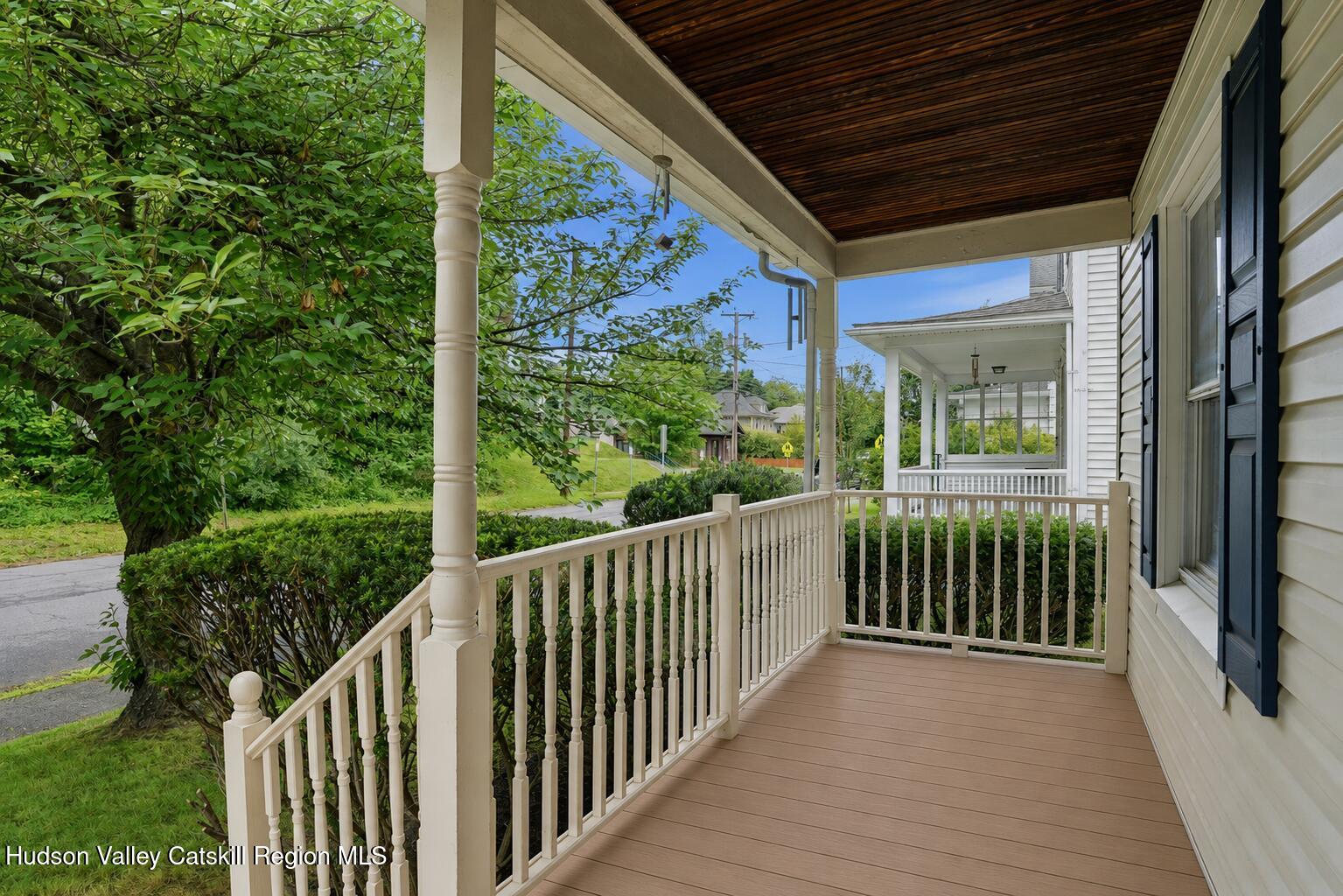 122 Andrew Street