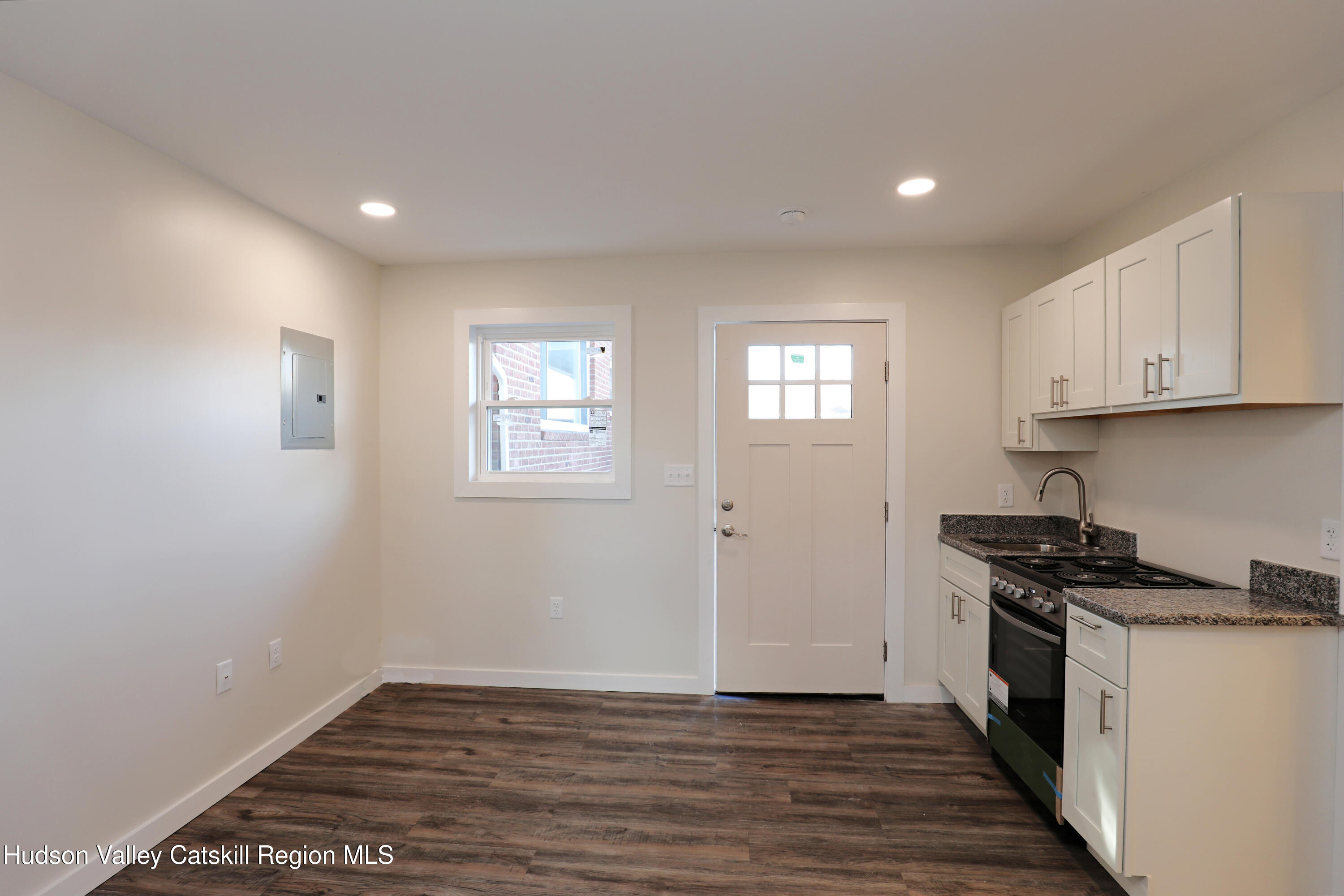 14311 Route 9w