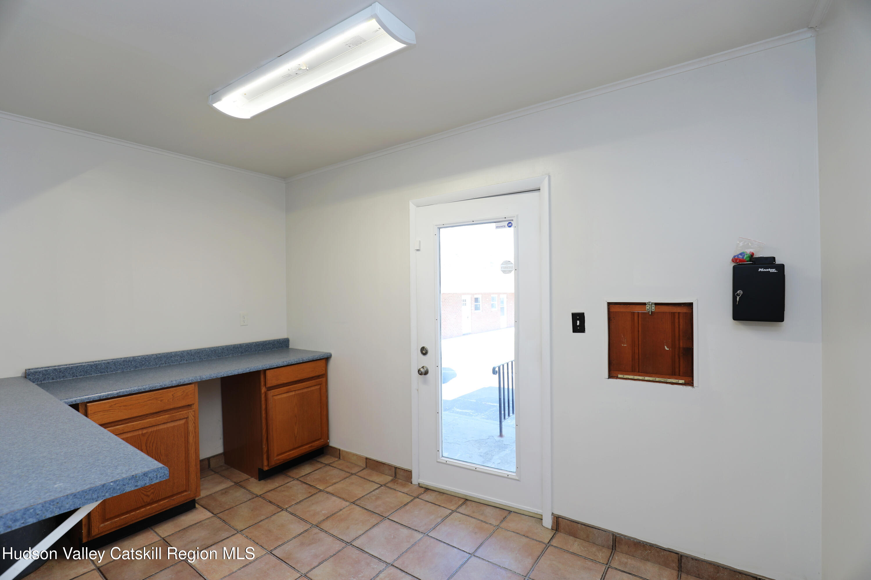 14311 Route 9w