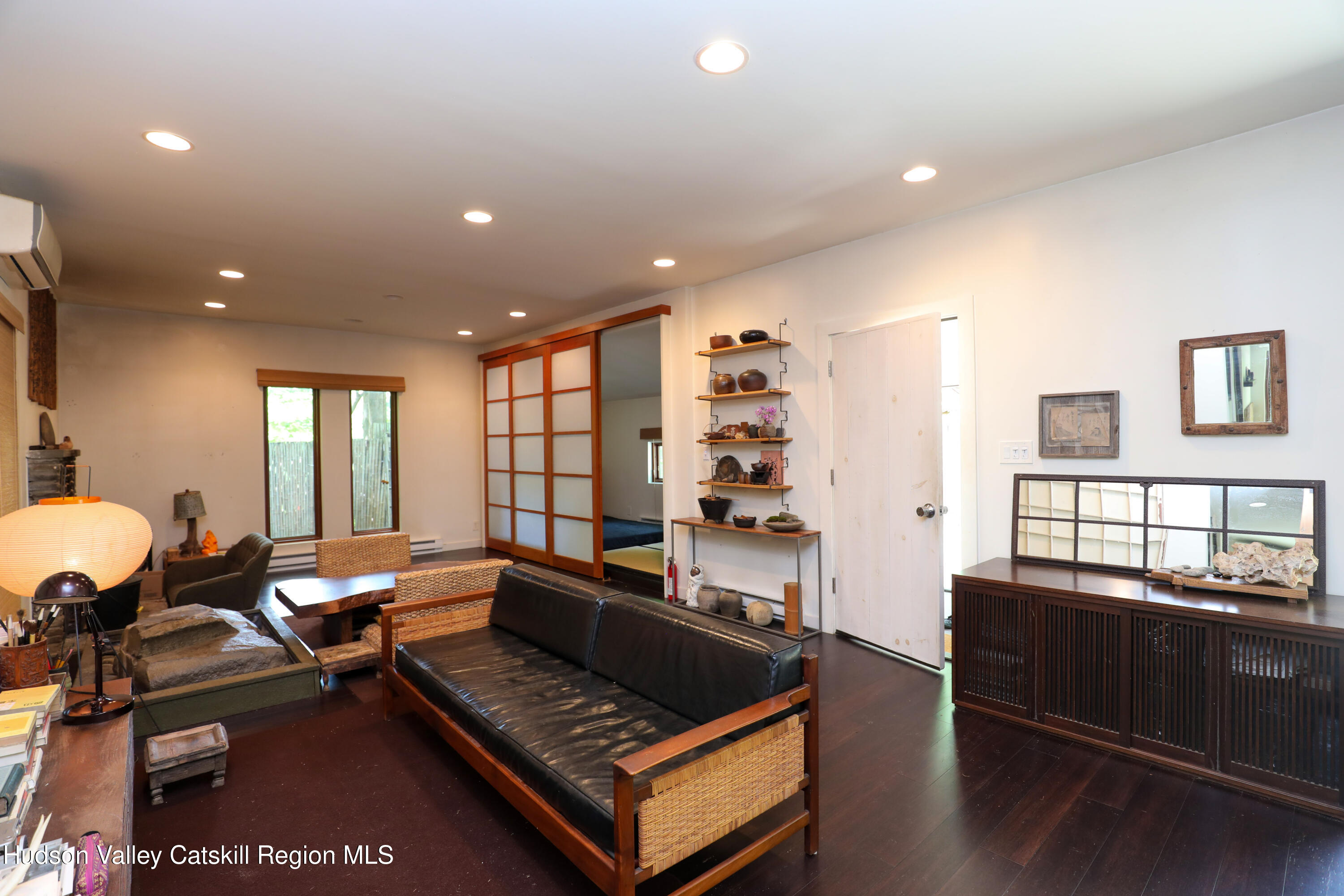 10 Fitzsimmons Lane