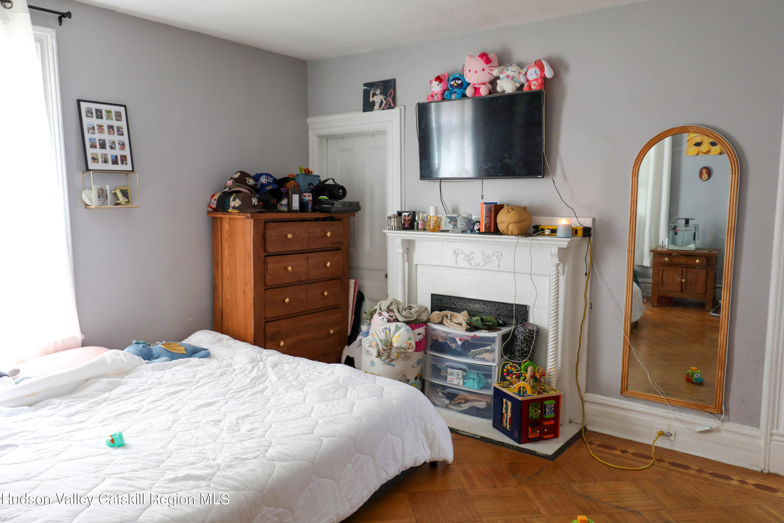 111 Wurts Street