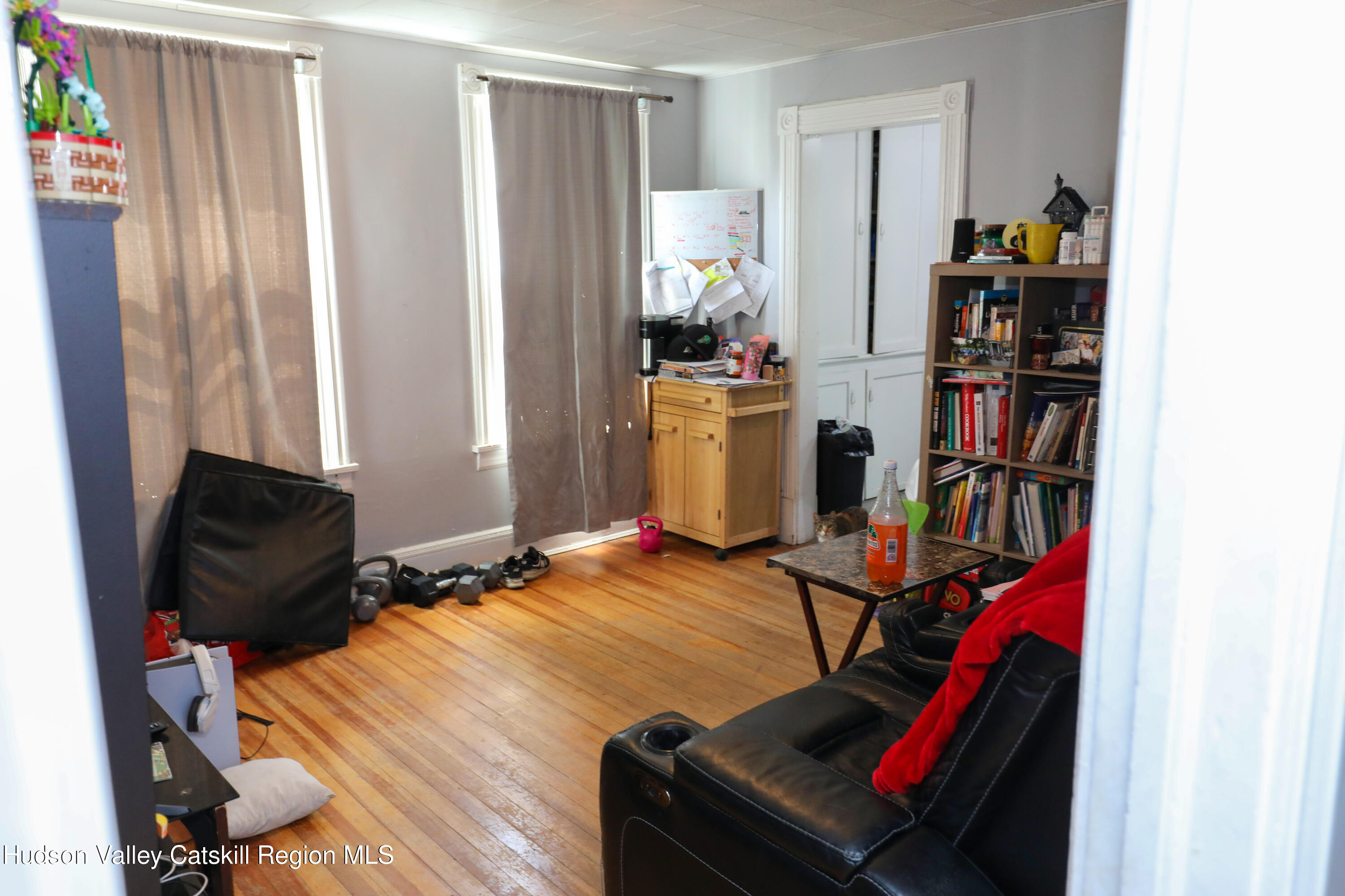 111 Wurts Street