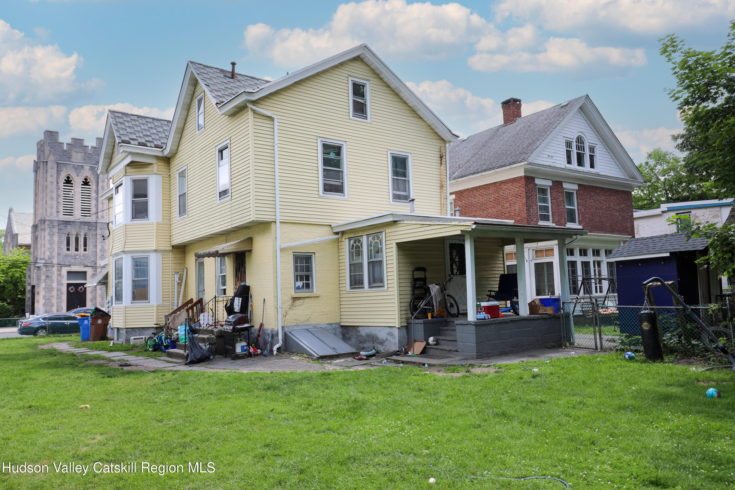111 Wurts Street