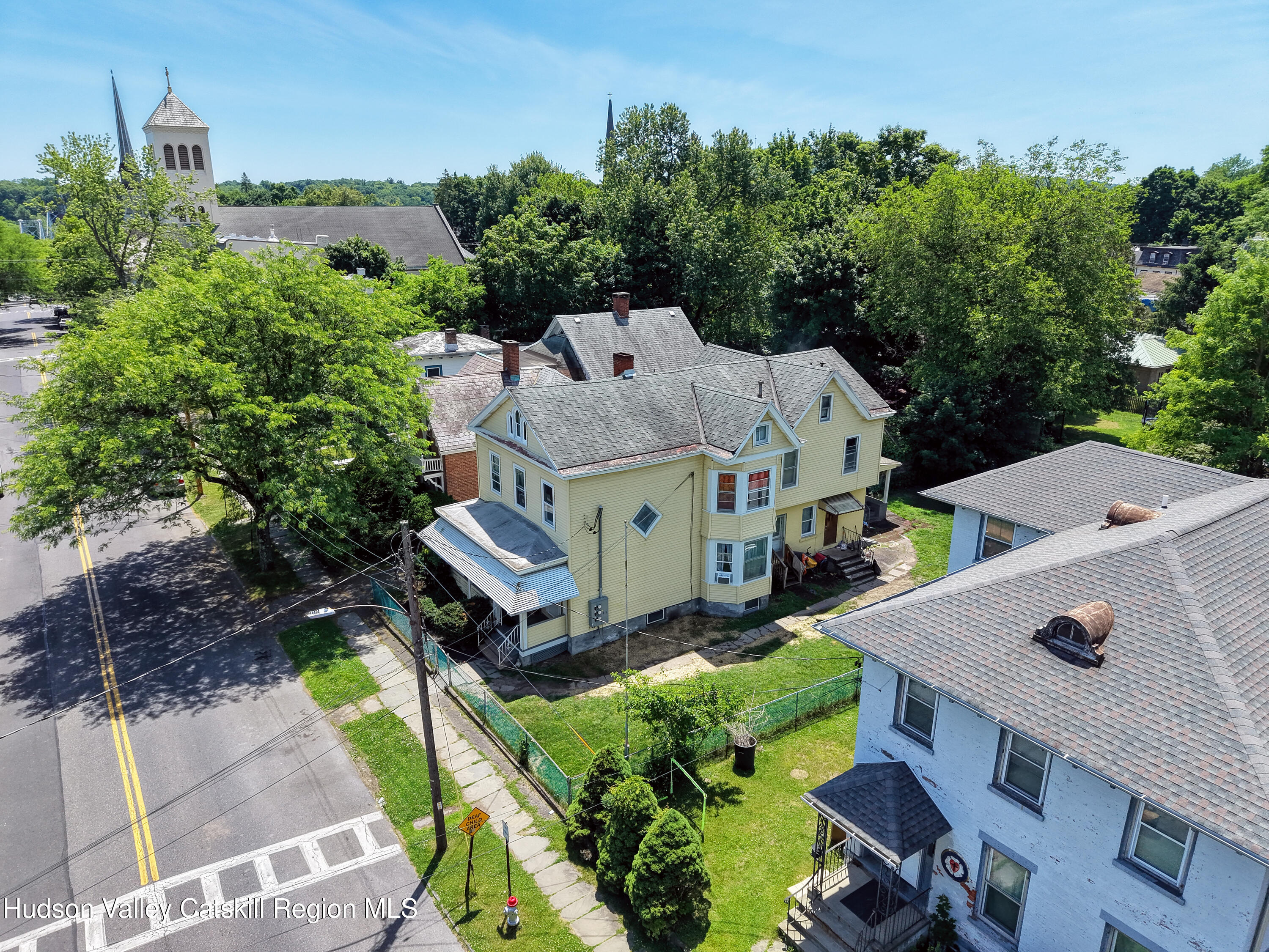 111 Wurts Street
