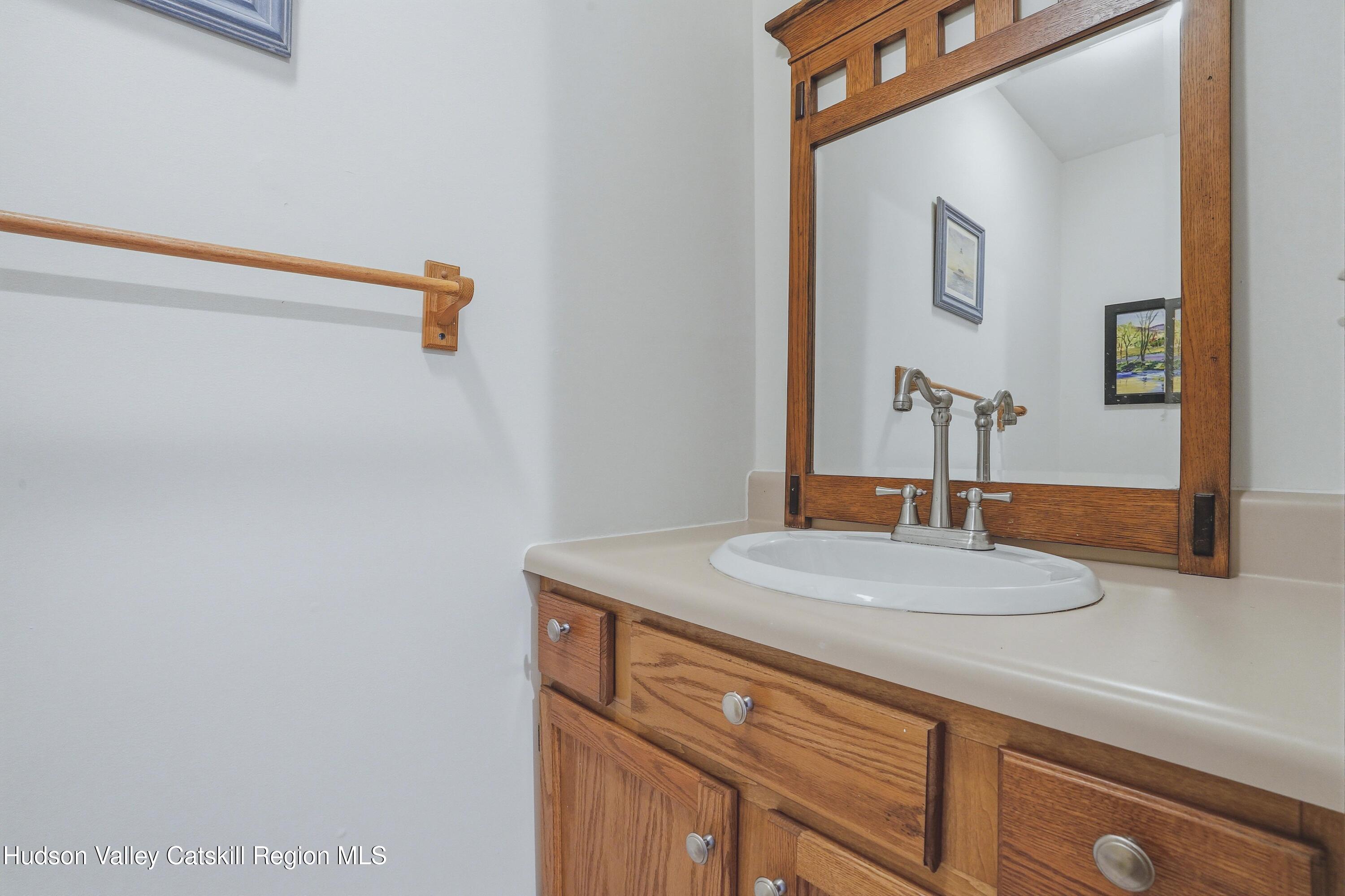142 Ledge Road