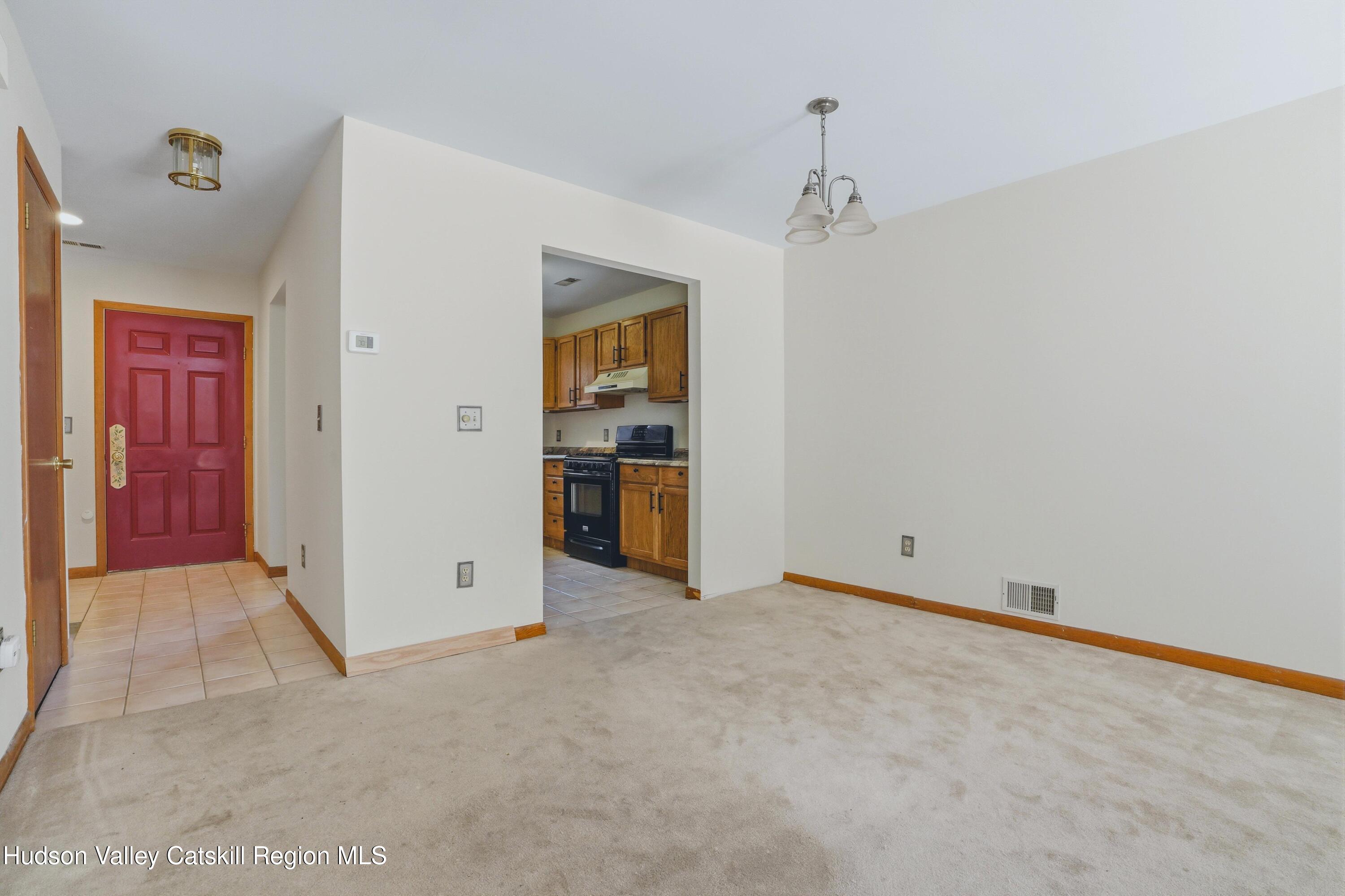 142 Ledge Road