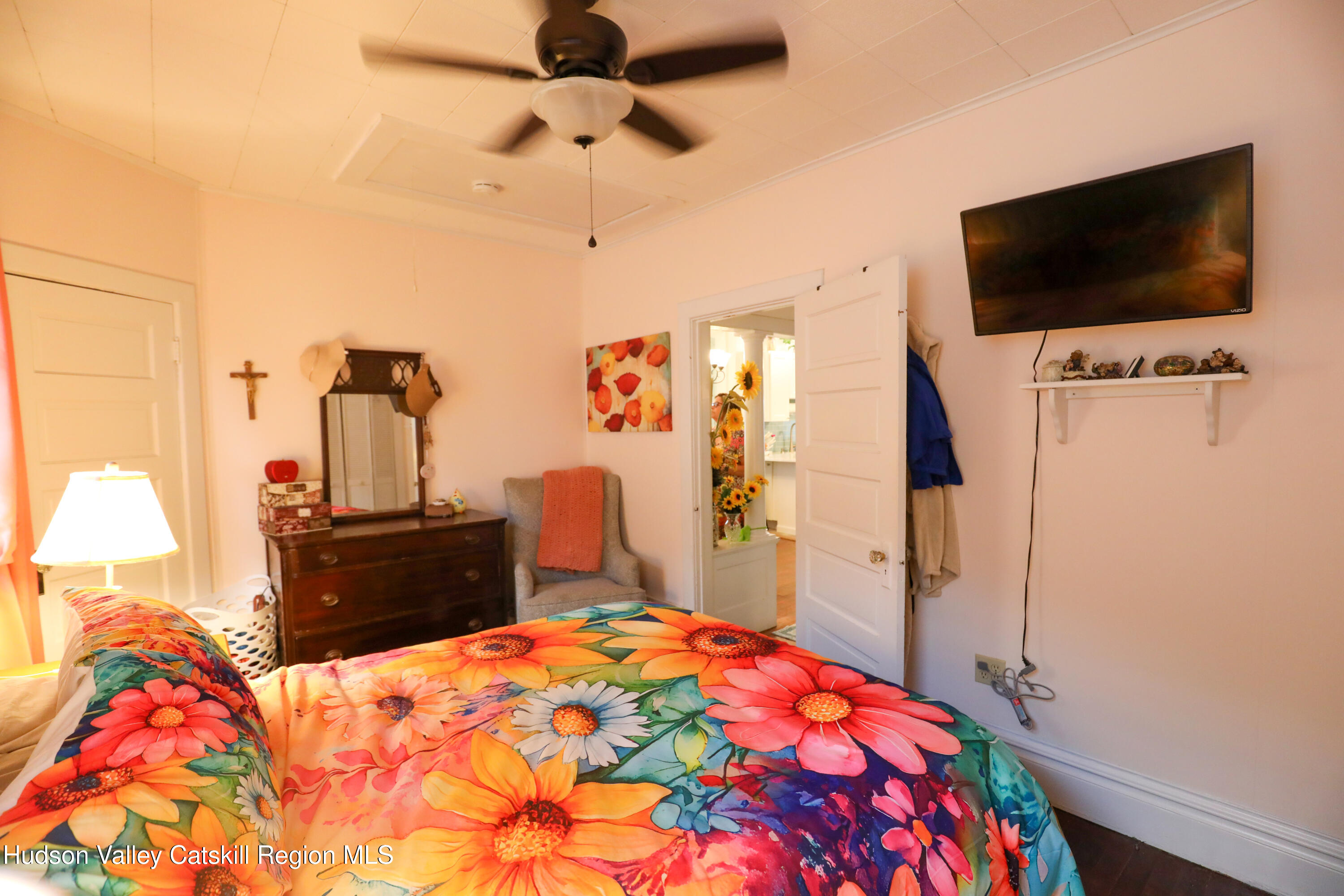 98 Hurley Avenue
