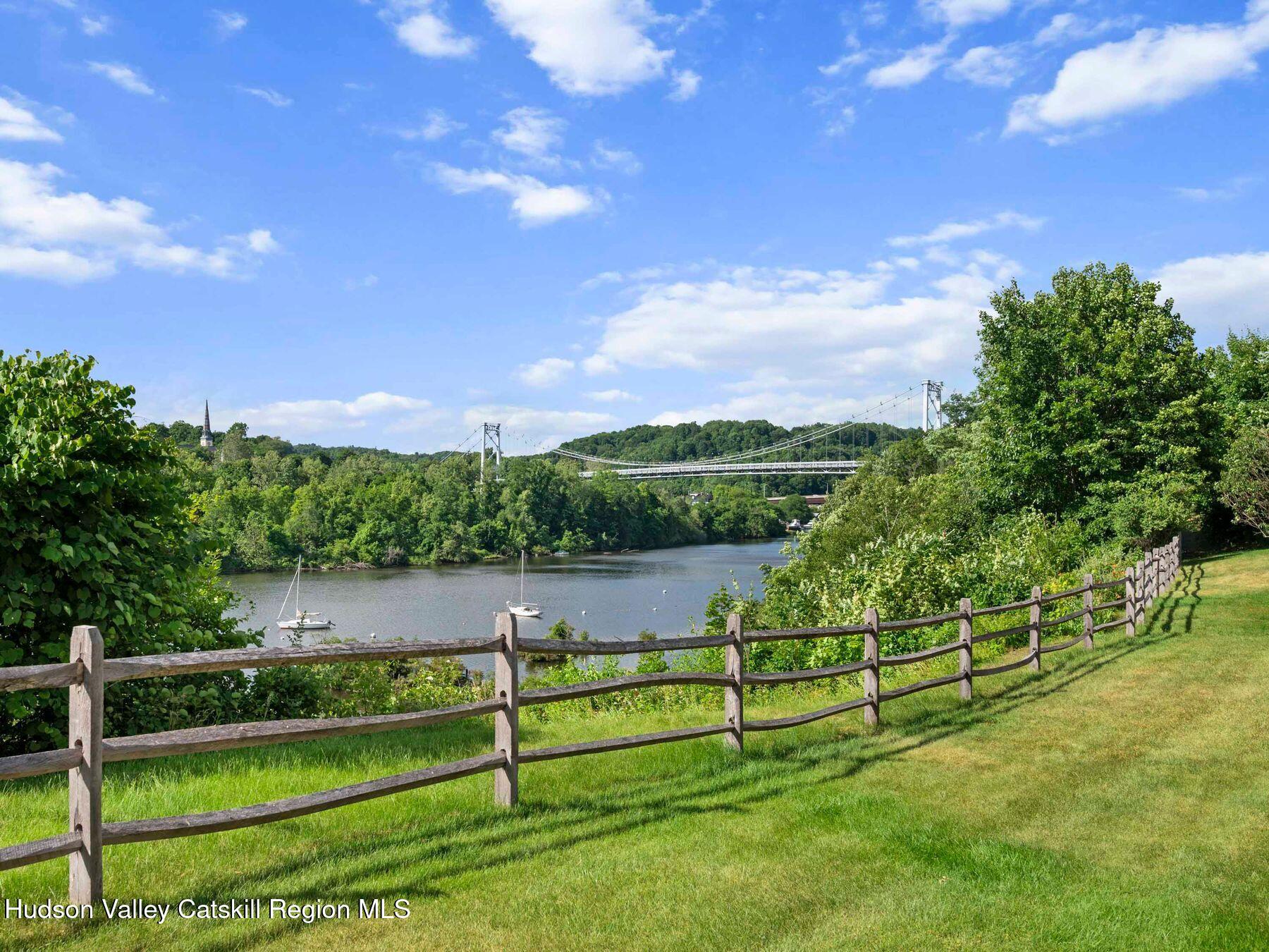 17 Rondout Harbor
