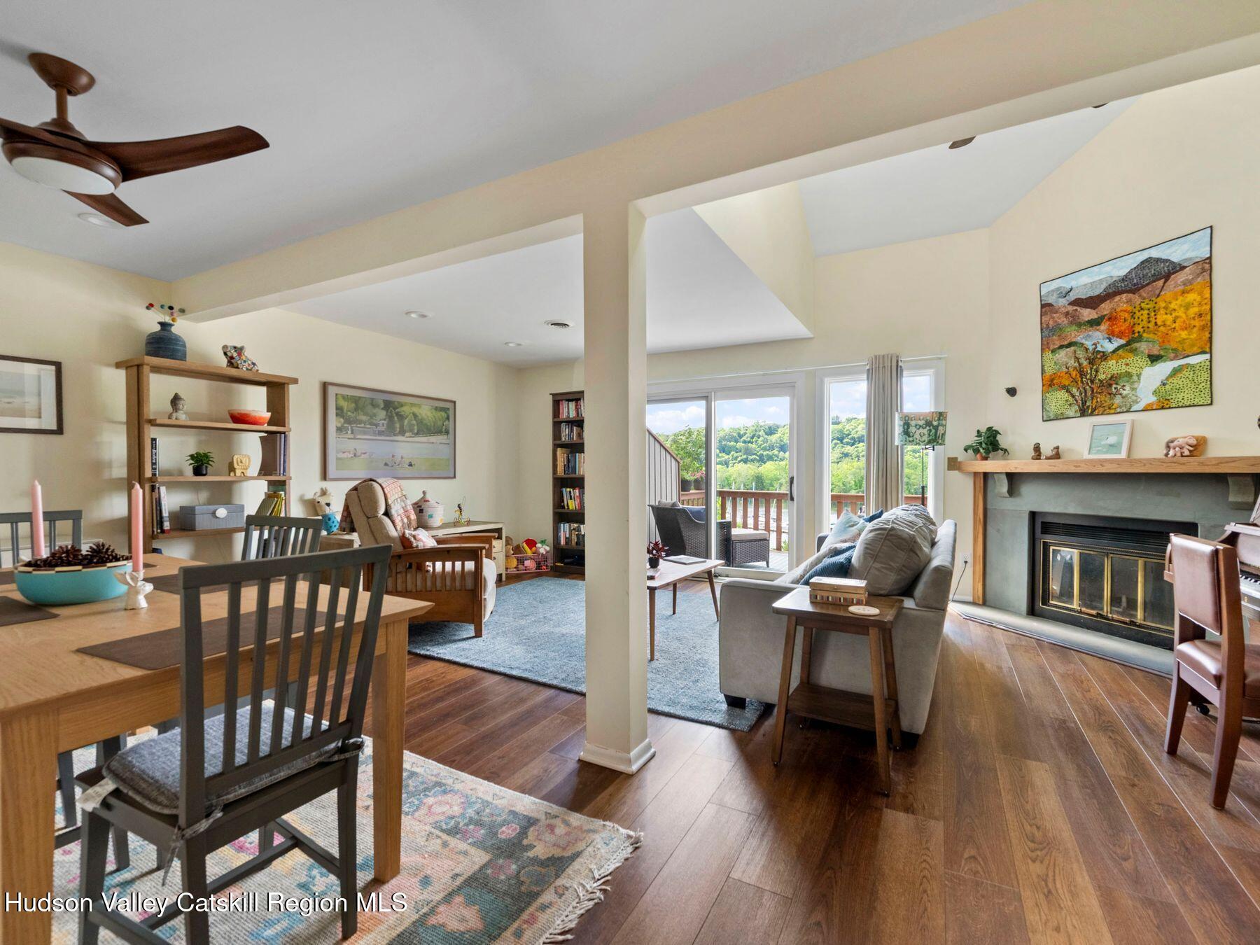 17 Rondout Harbor