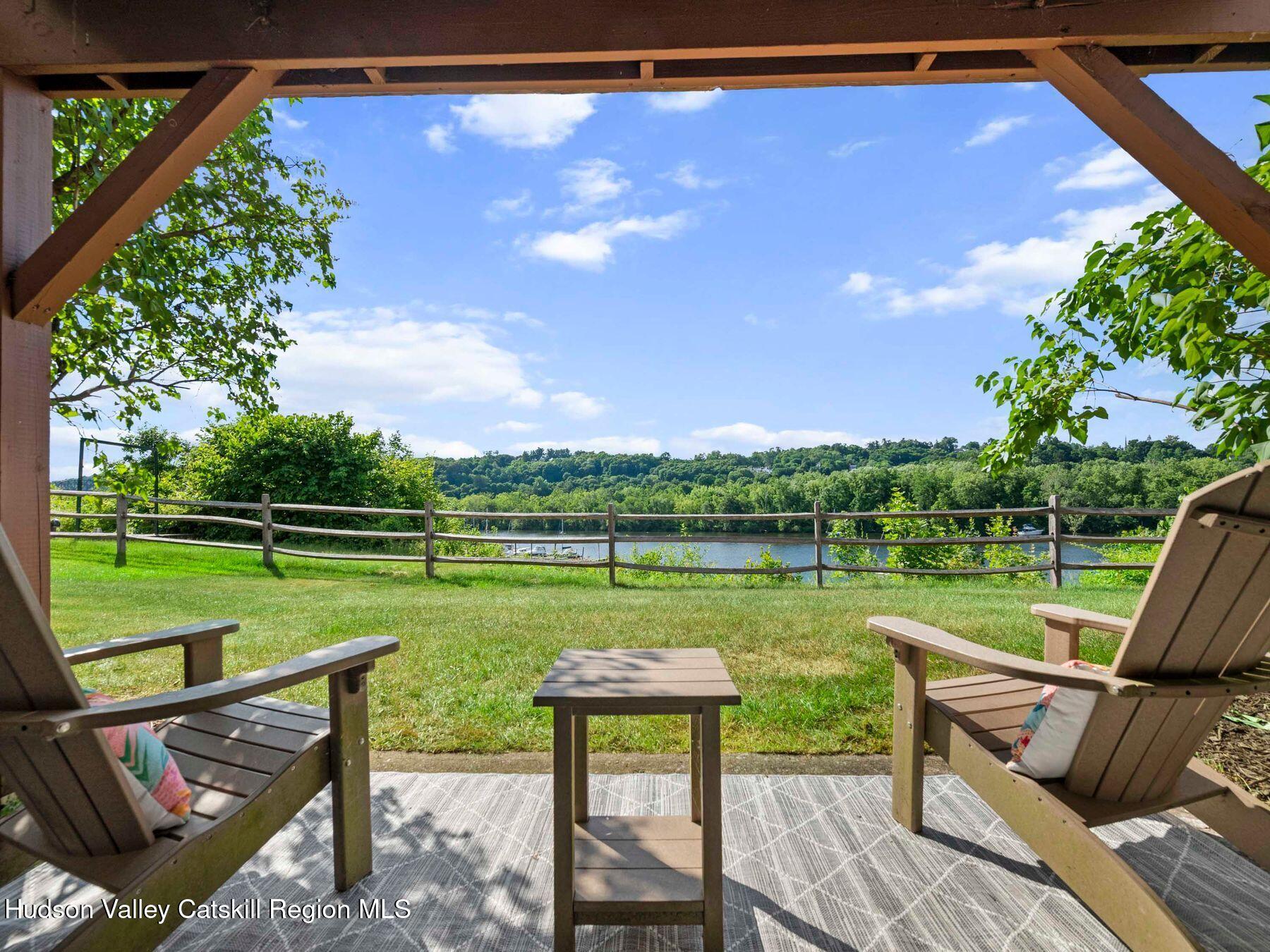 17 Rondout Harbor