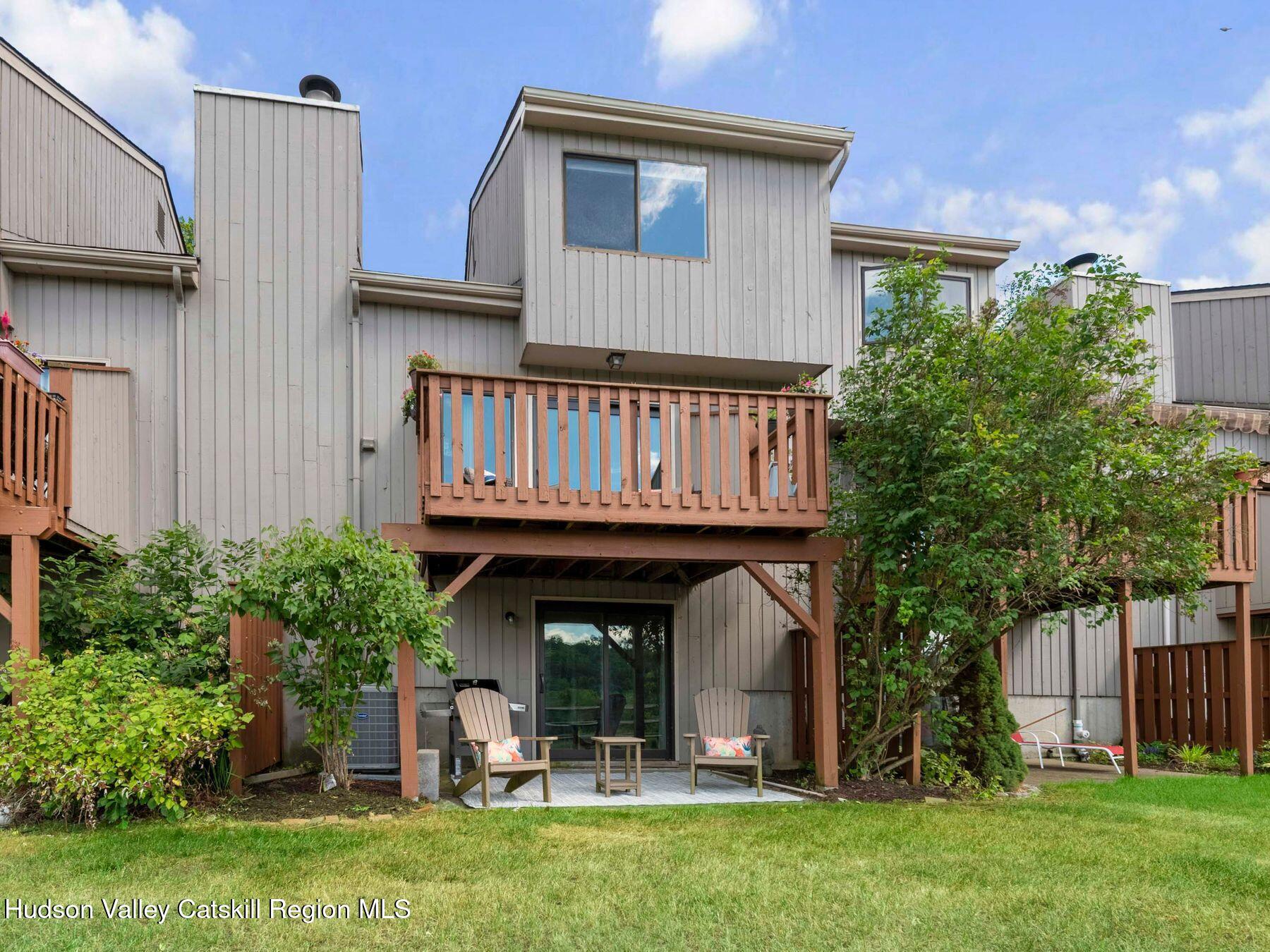17 Rondout Harbor