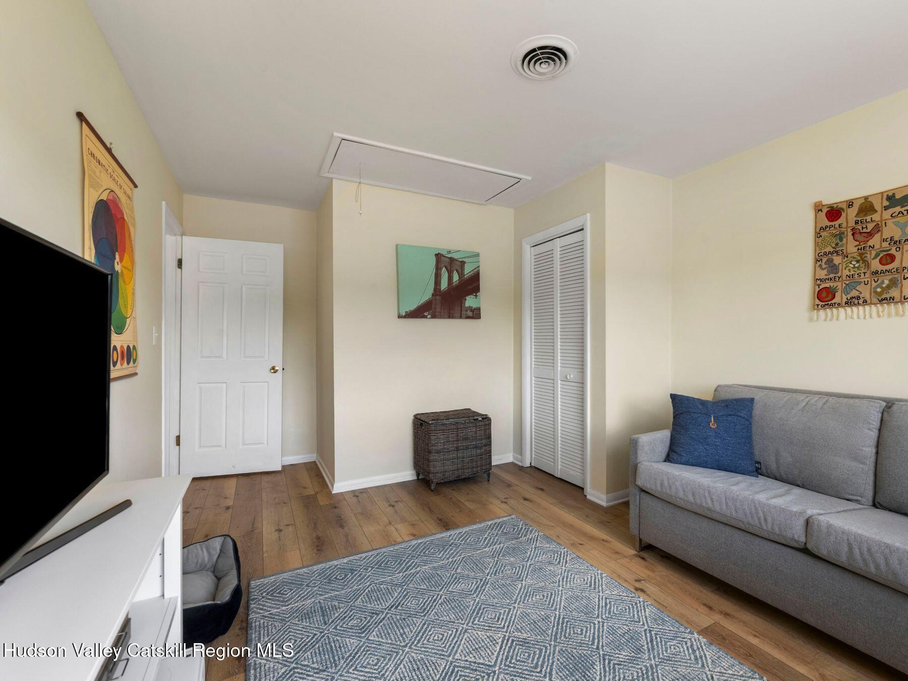 17 Rondout Harbor