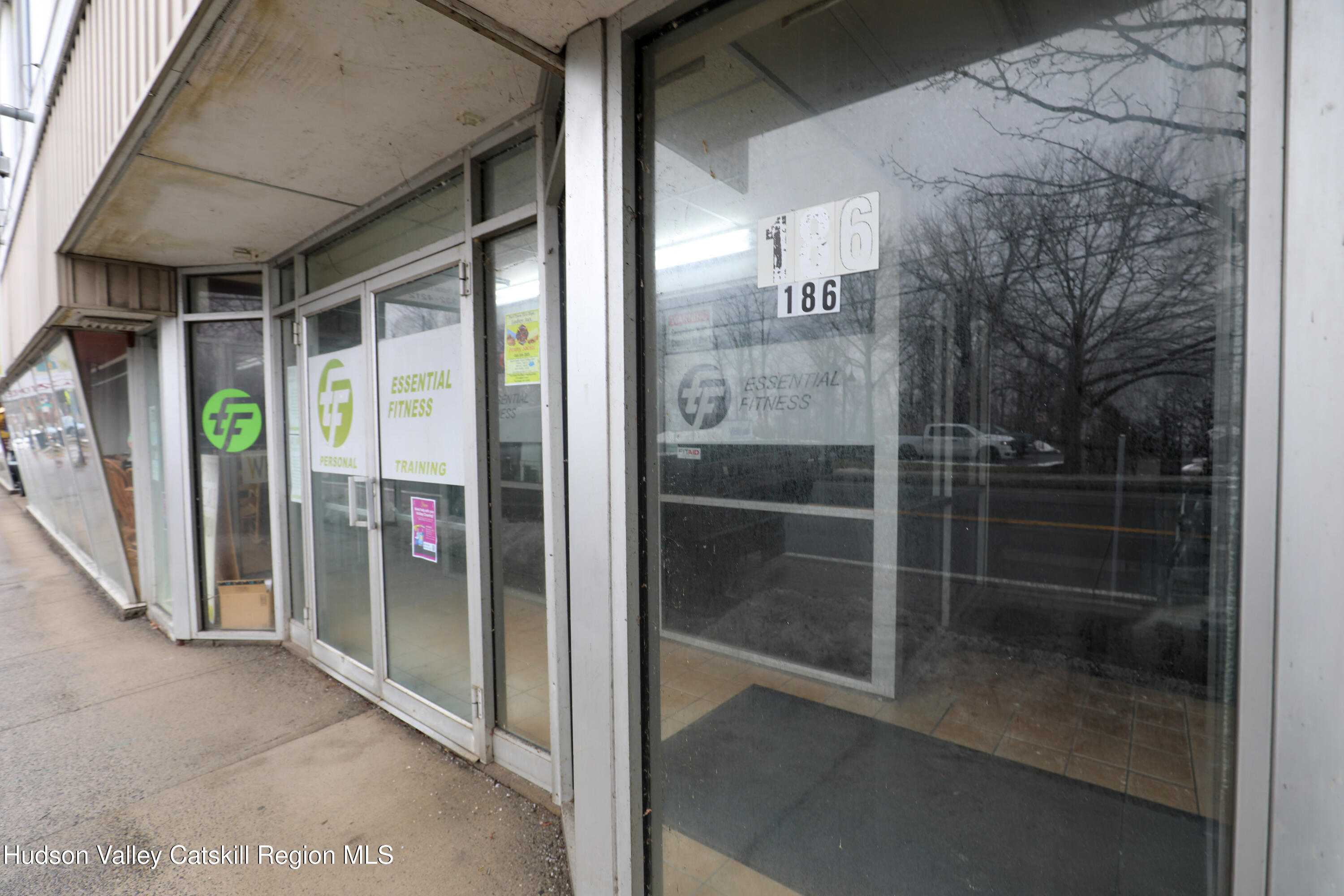 184-186 Broadway 2c