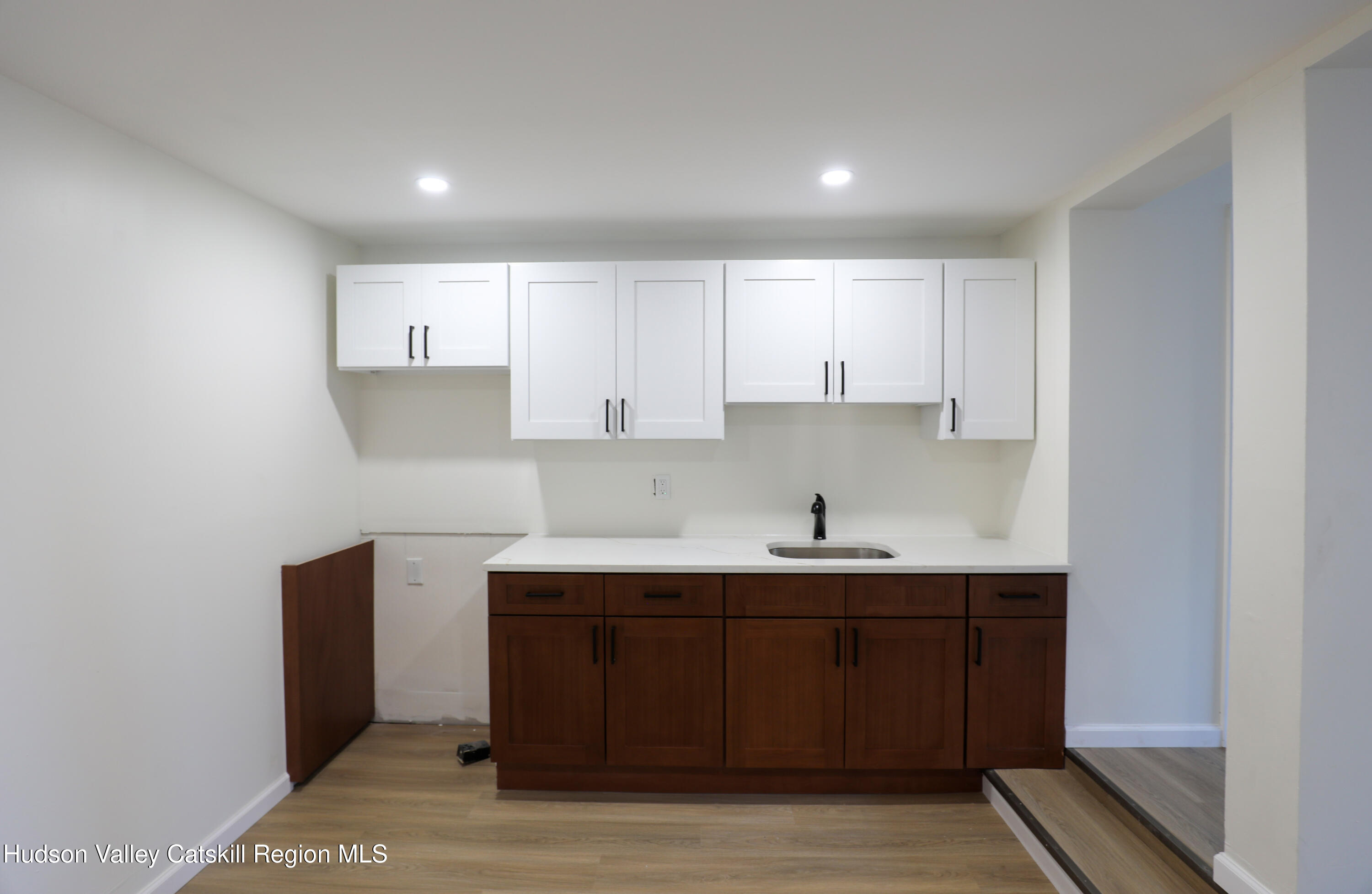 184-186 Broadway 2c