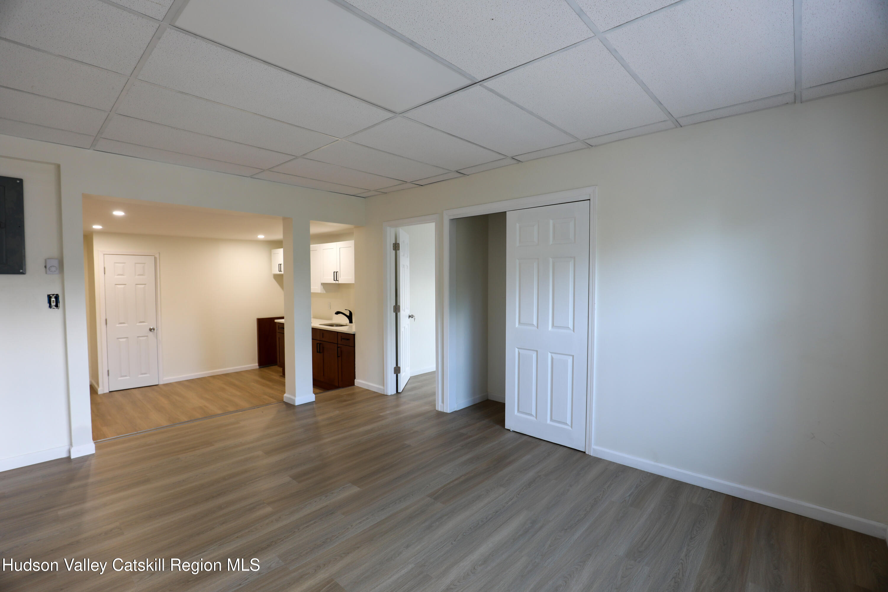 184-186 Broadway 2c