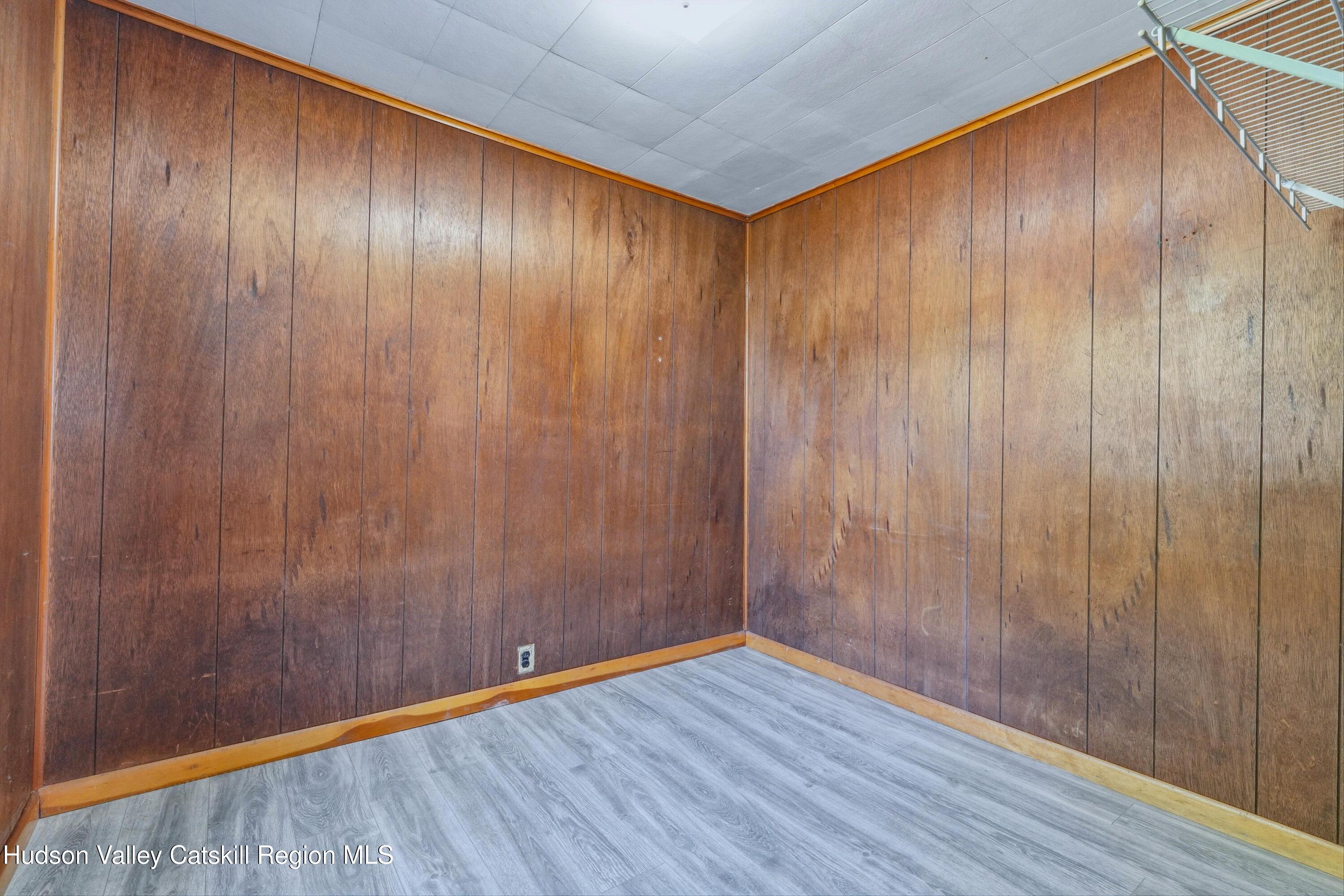 5 Wilbur Avenue